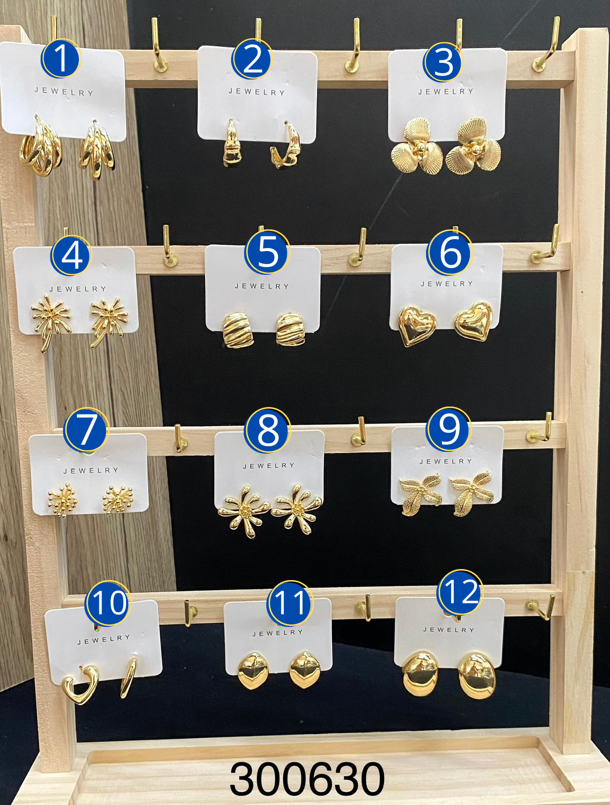 Aretes Dorados diferentes formas M2 Oro Laminado