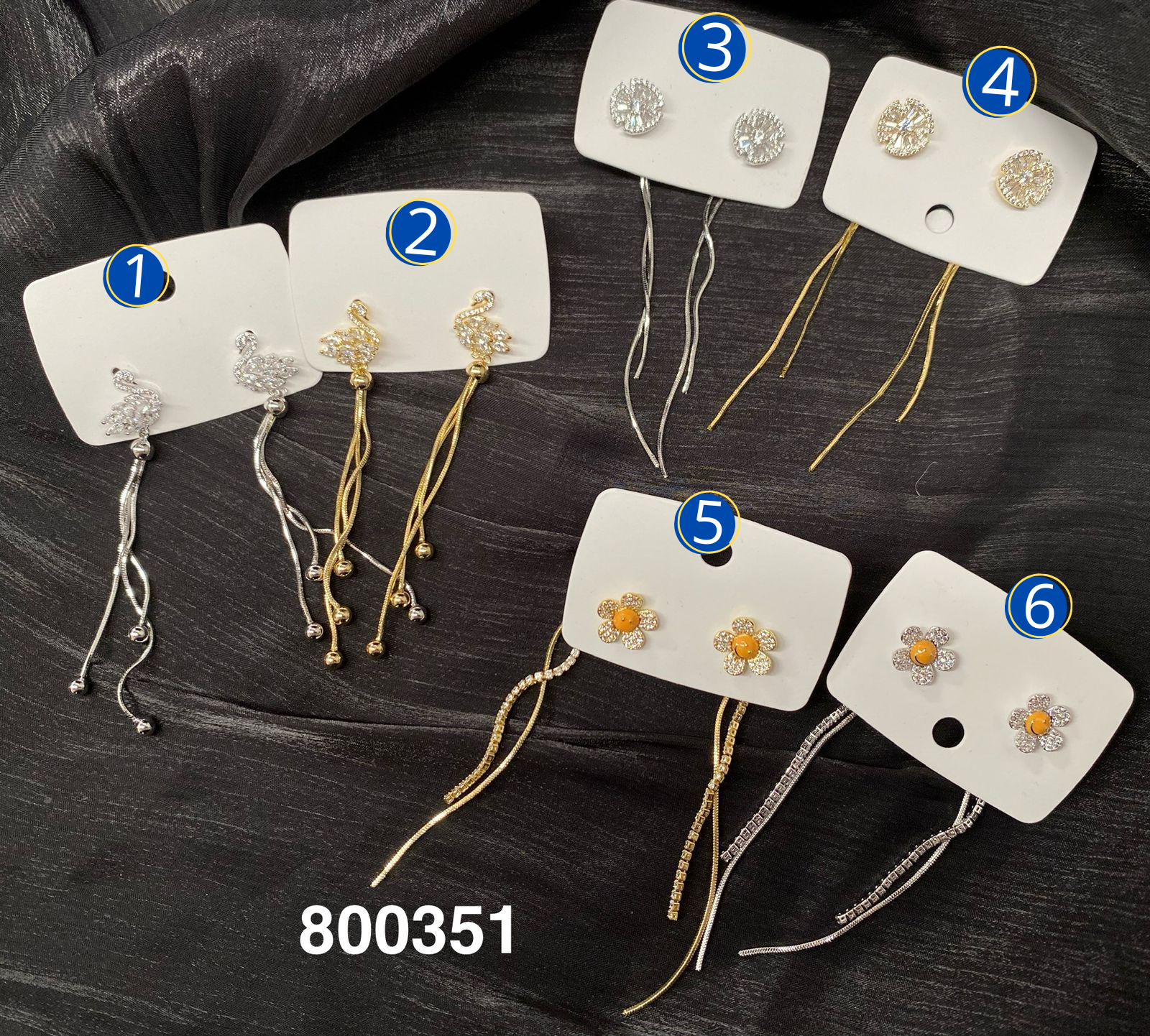 [08/JUNI/26] Aretes Dorados y Plateados M4 Oro Laminado