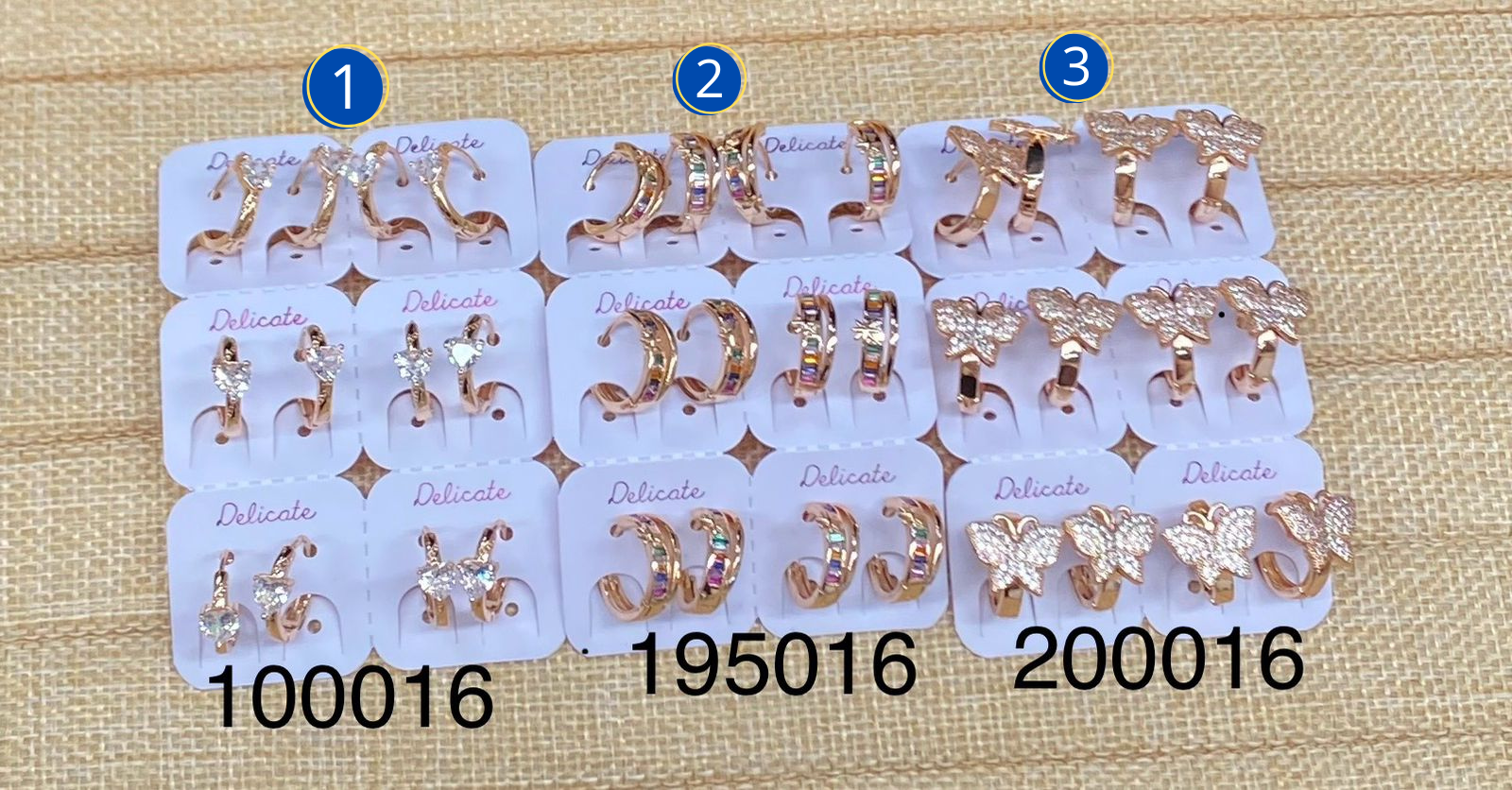 Aretes dorados Paquete de 6 M25 - Oro Laminado