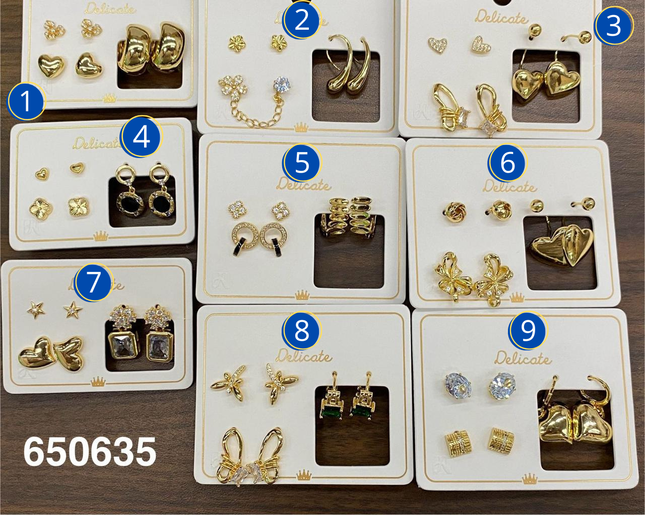 Paquetes de 3 Aretes Dorados M7 Oro Laminado