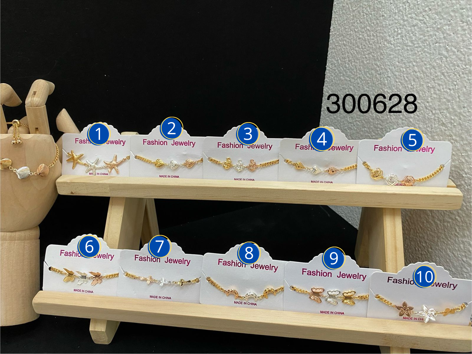 Pulseras con dijes M2 ORO LAMINADO