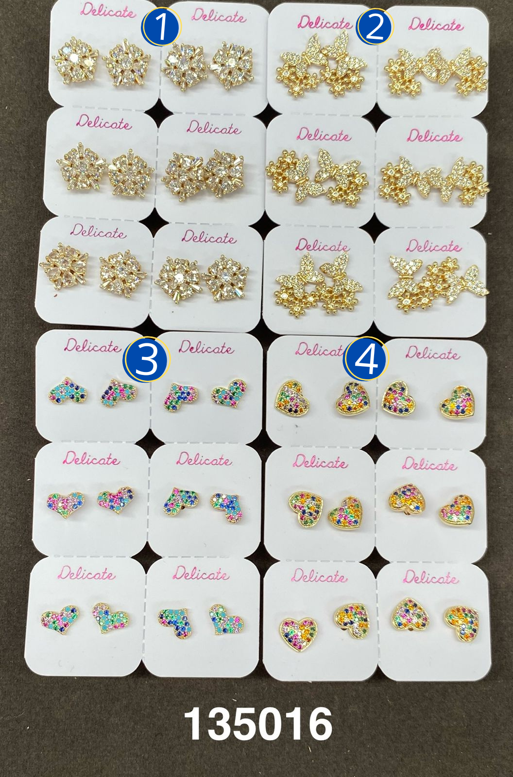 Paquete de 6 pares de Aretes Dorados M84 Oro Laminado