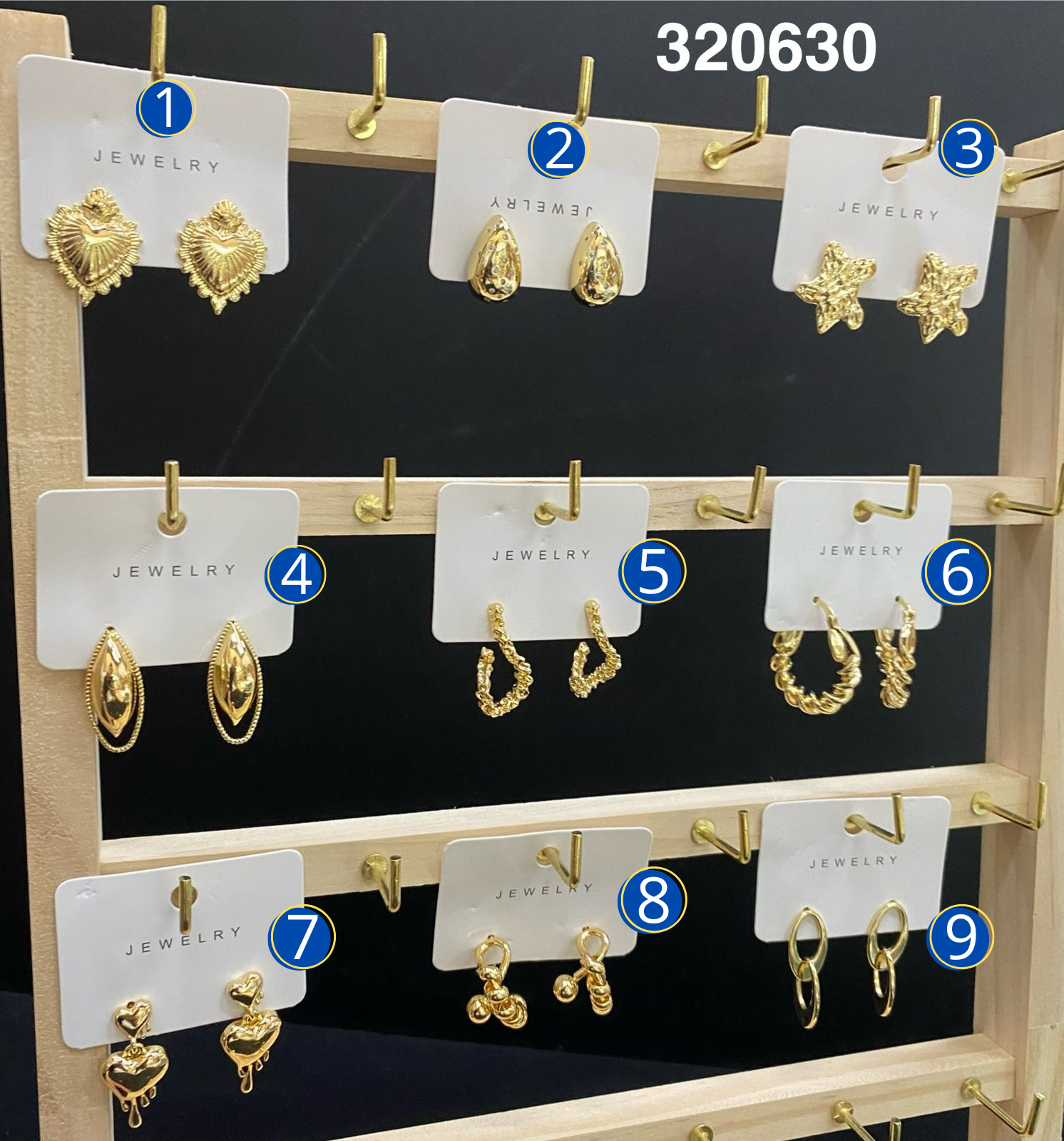 Aretes Dorados diferentes formas M10 Oro Laminado
