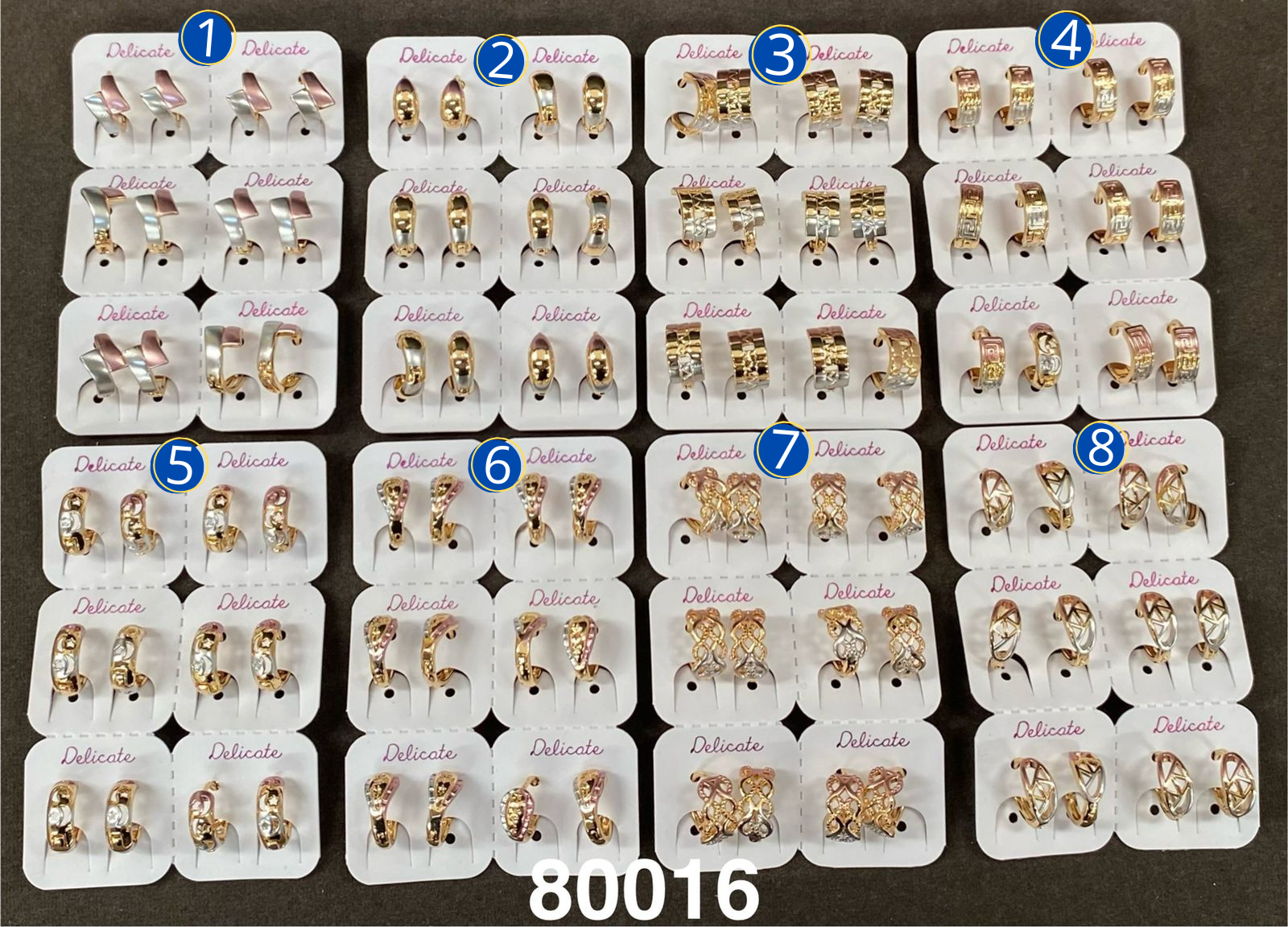 Paquete de 6 pares de Aretes Dorados M61 Oro Laminado
