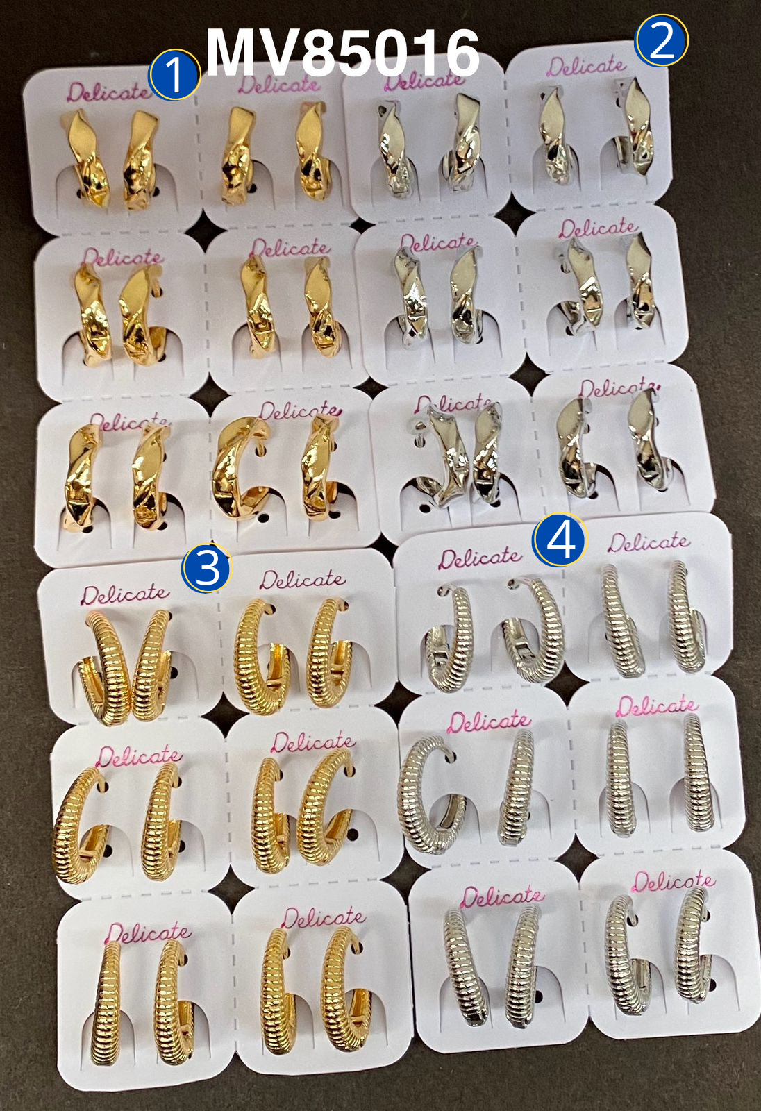 Paquete de 6 pares de Aretes Dorados M6 Oro Laminado 02/03/26