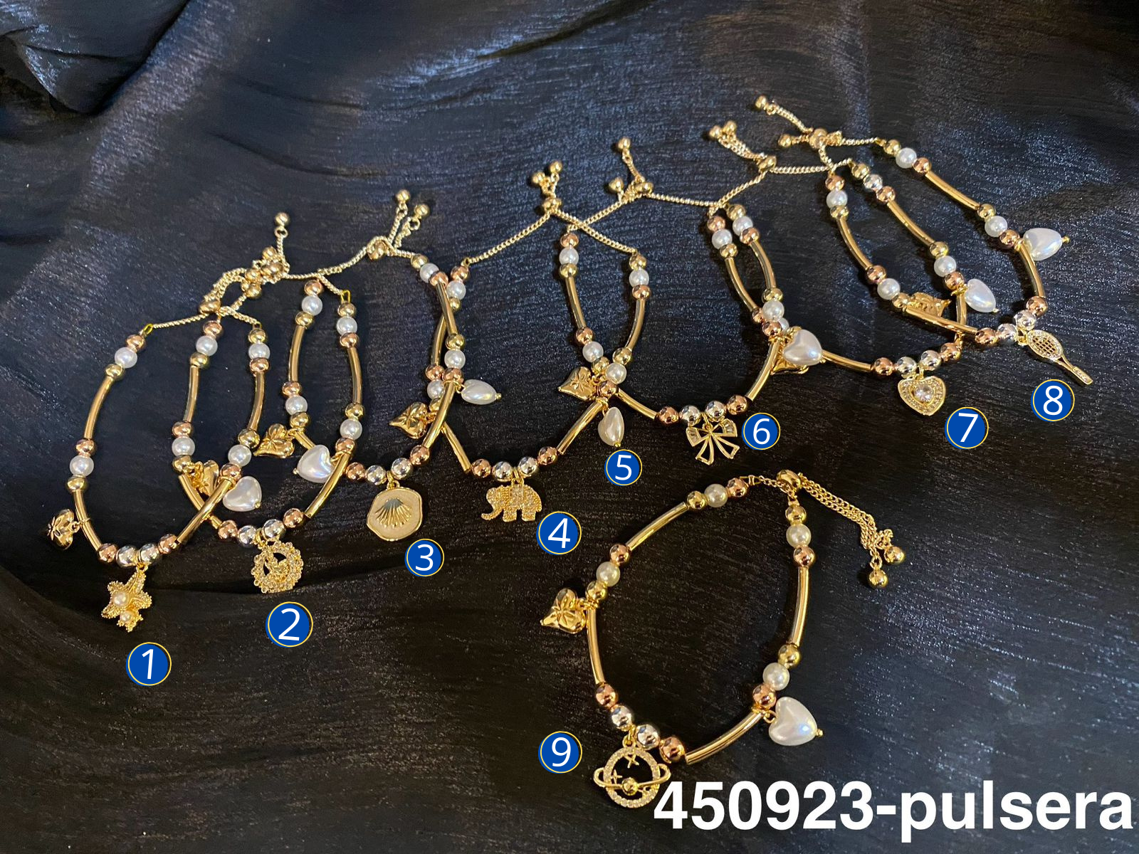 [08/JUNI/26] Pulsera Dorada de cuentas y Dije M5 Oro Laminado