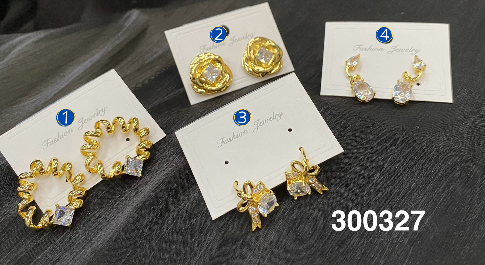 Aretes Dorados con Piedras de aro M8 Oro Laminado
