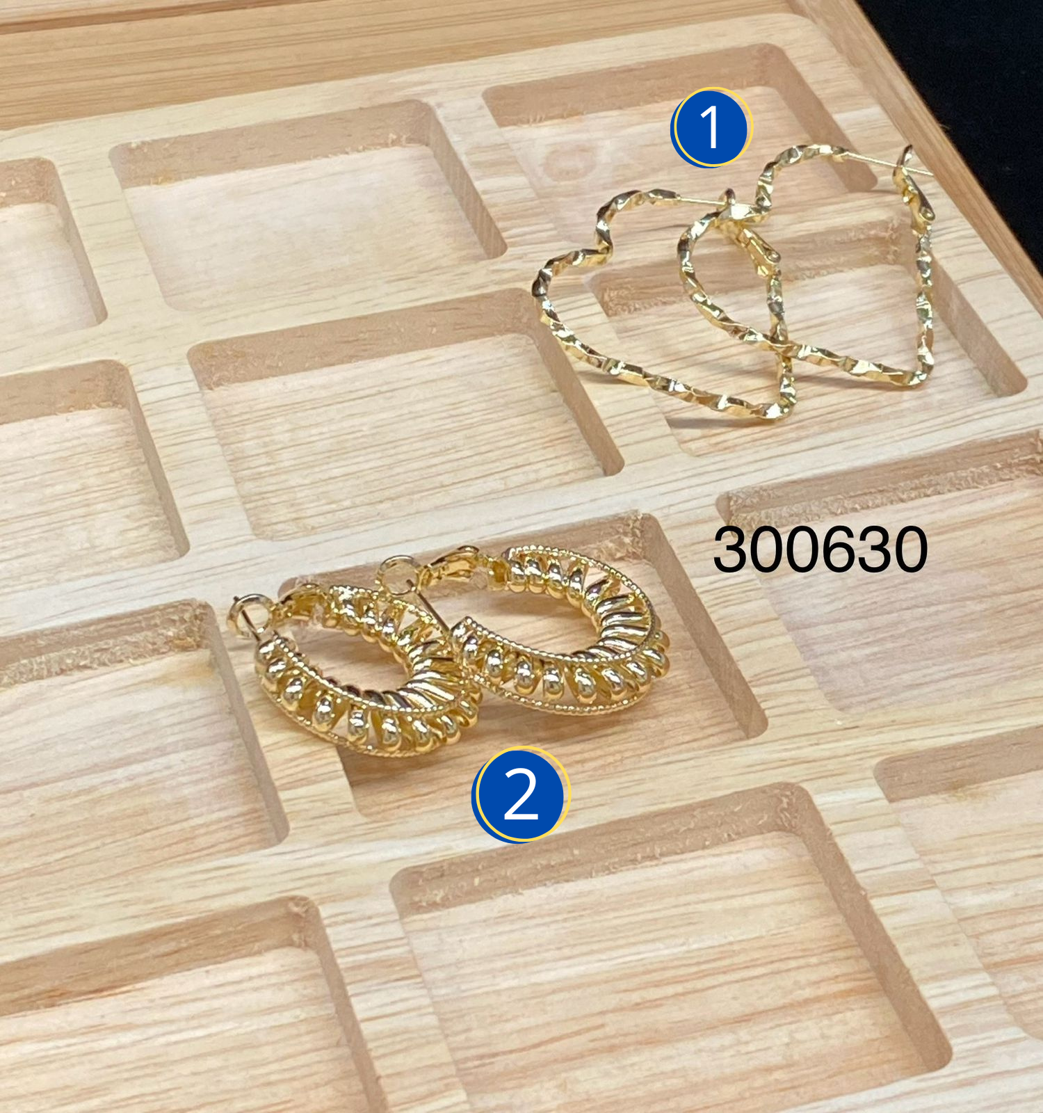 Arracadas Doradas M18 Oro Laminado