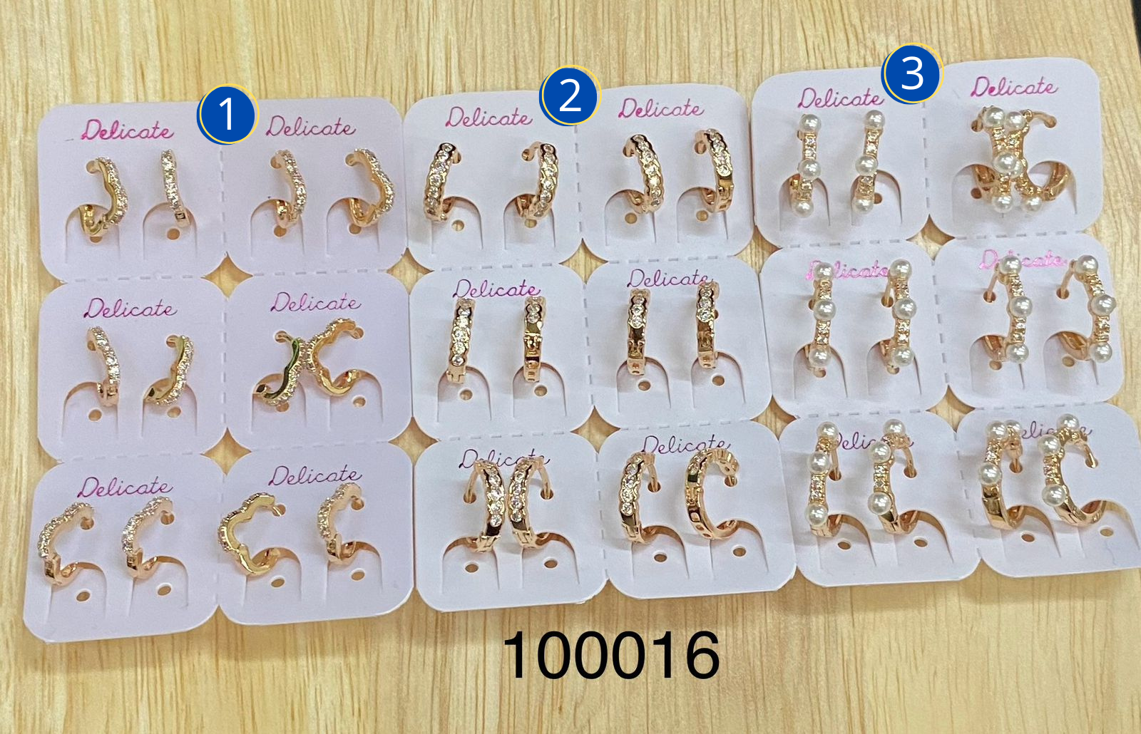 Aretes Dorados Paquete de 6 M5 Oro Laminado