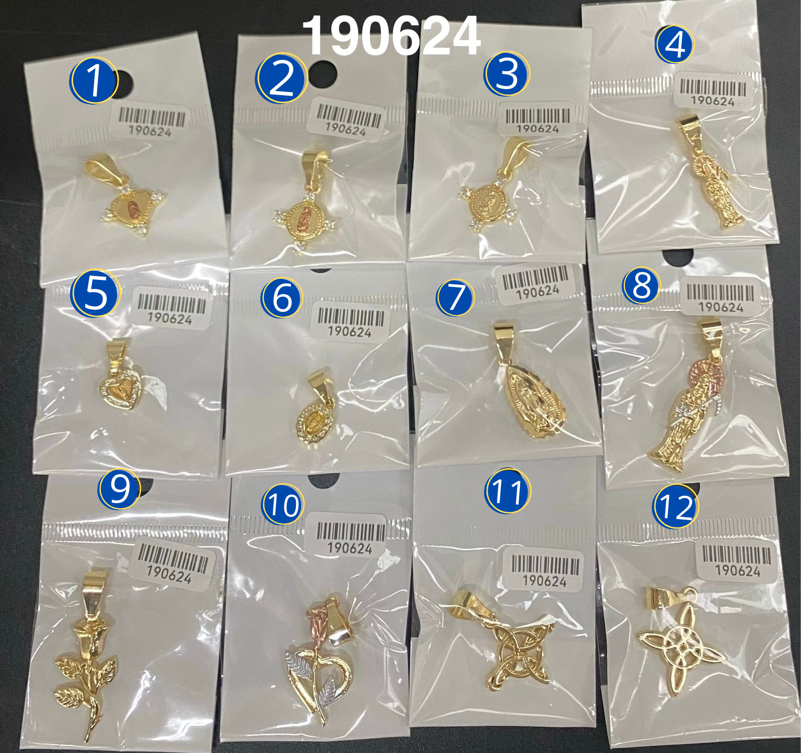 Dijes Dorados M10 Oro Laminado 04/03/26