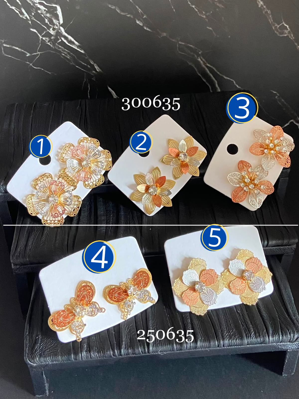 [26/SEPTIEMBRE/26] Aretes Dorados y Rosados de Flor M1 Oro Laminado