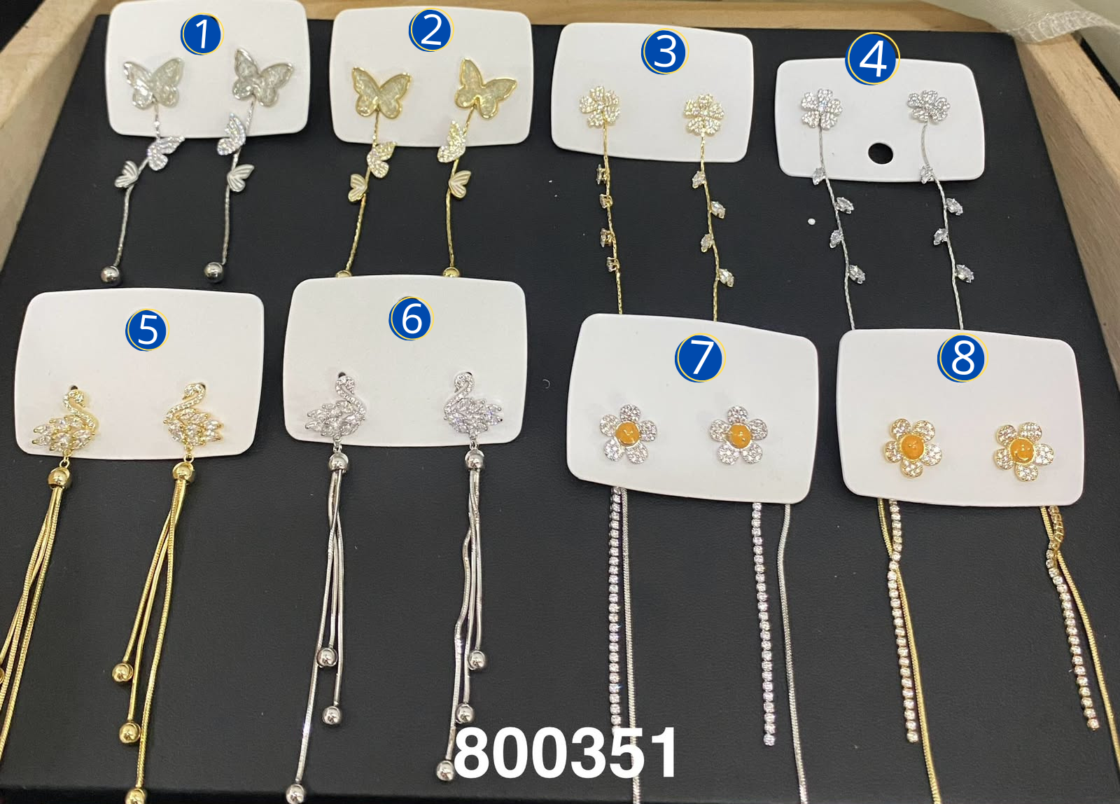 [08/JUNI/26] Aretes Dorados y Plateados M7 Oro Laminado