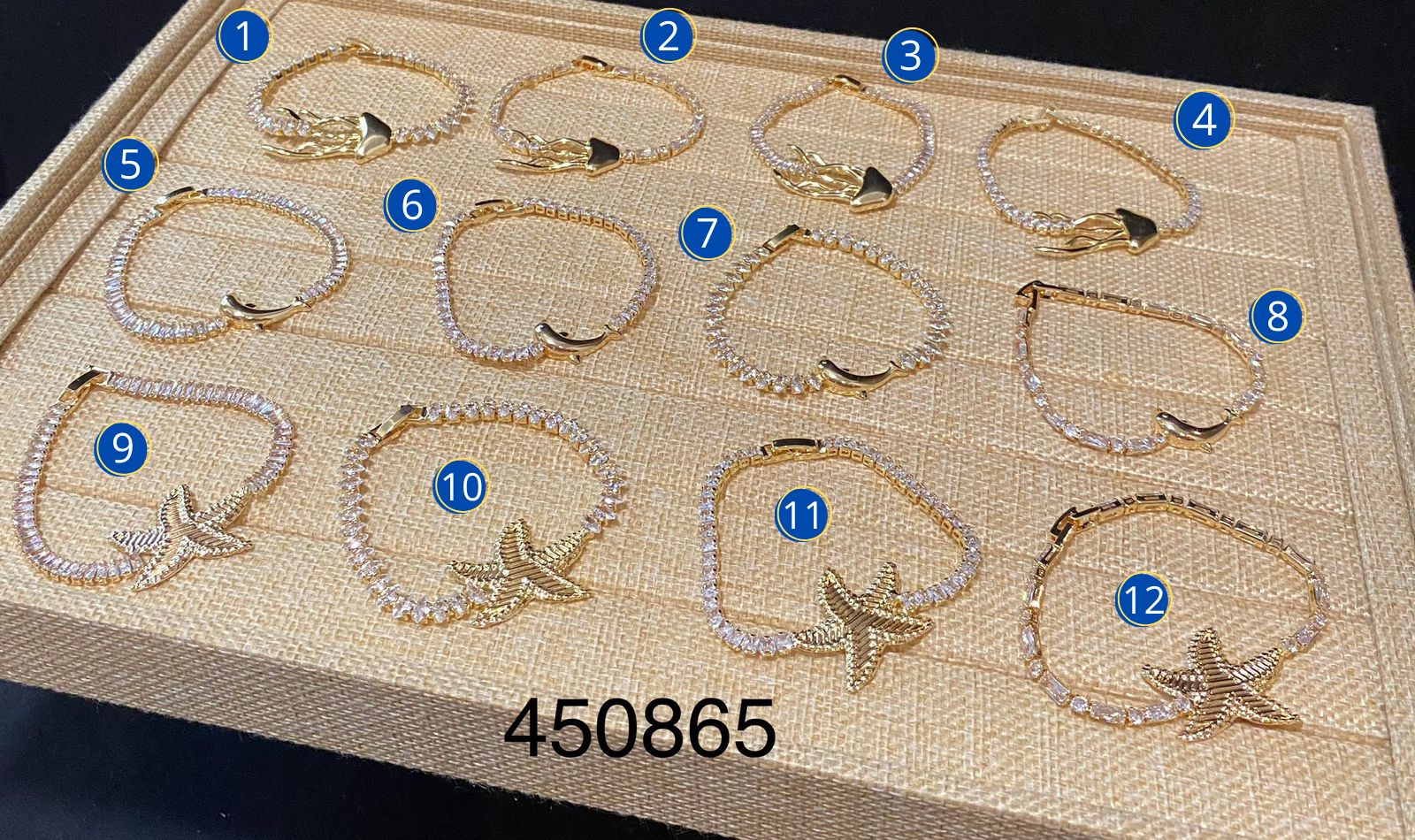 Pulsera con Piedras y dijes de Mar M2 Oro Laminado