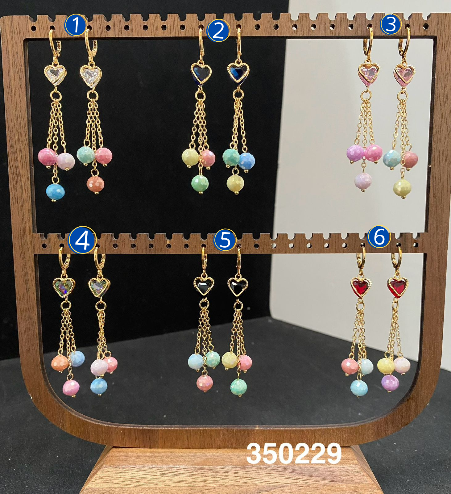 [08/JUNI/26] Aretes Largos Dorados M10 Oro Laminado
