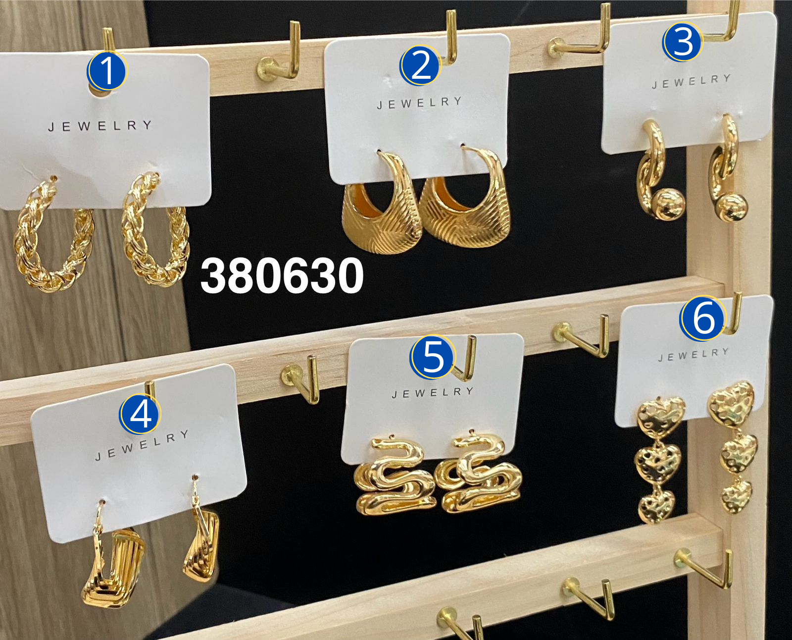 Aretes Dorados diferentes formas M17 Oro Laminado