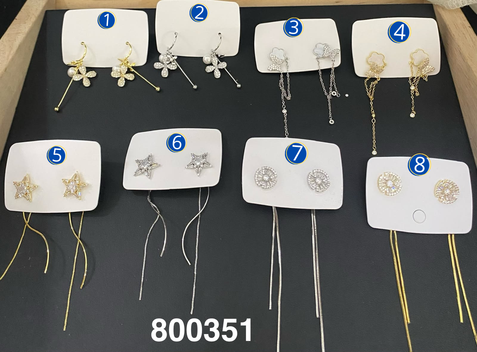 [08/JUNI/26] Aretes Dorados y Plateados M8 Oro Laminado
