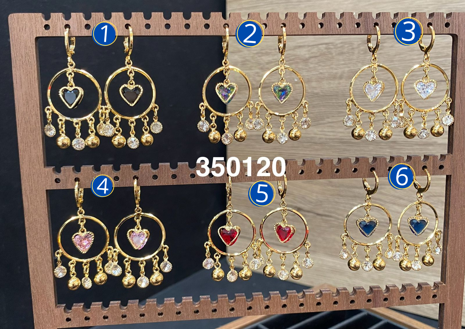 Aretes Largos Dorados con Piedras M5 Oro Laminado 27/03/26