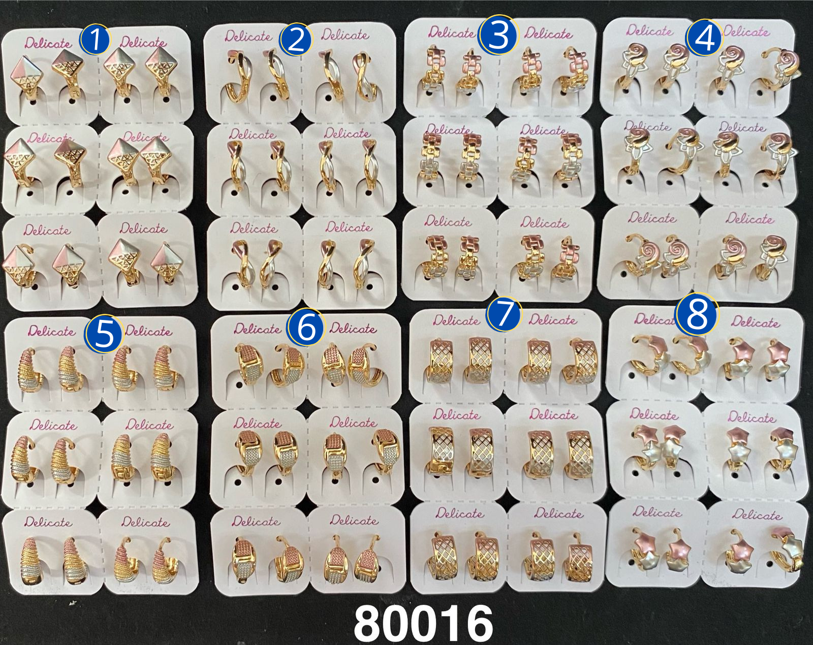 Paquete de 6 pares de Aretes Dorados M8 Oro Laminado