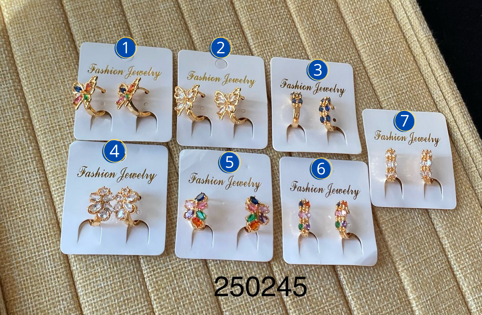 Aretes Huggies M11 Oro Laminado