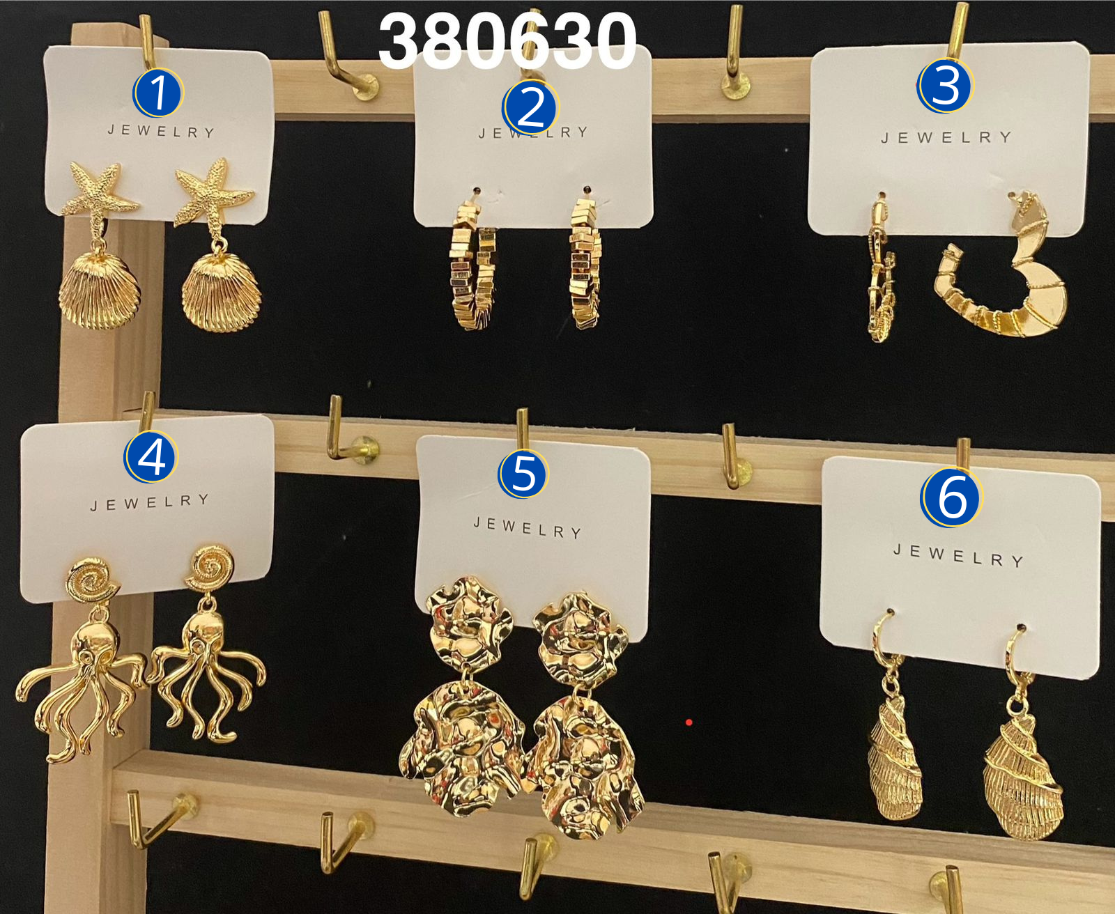 Aretes Dorados Diferentes Diseños M4 Oro Laminado