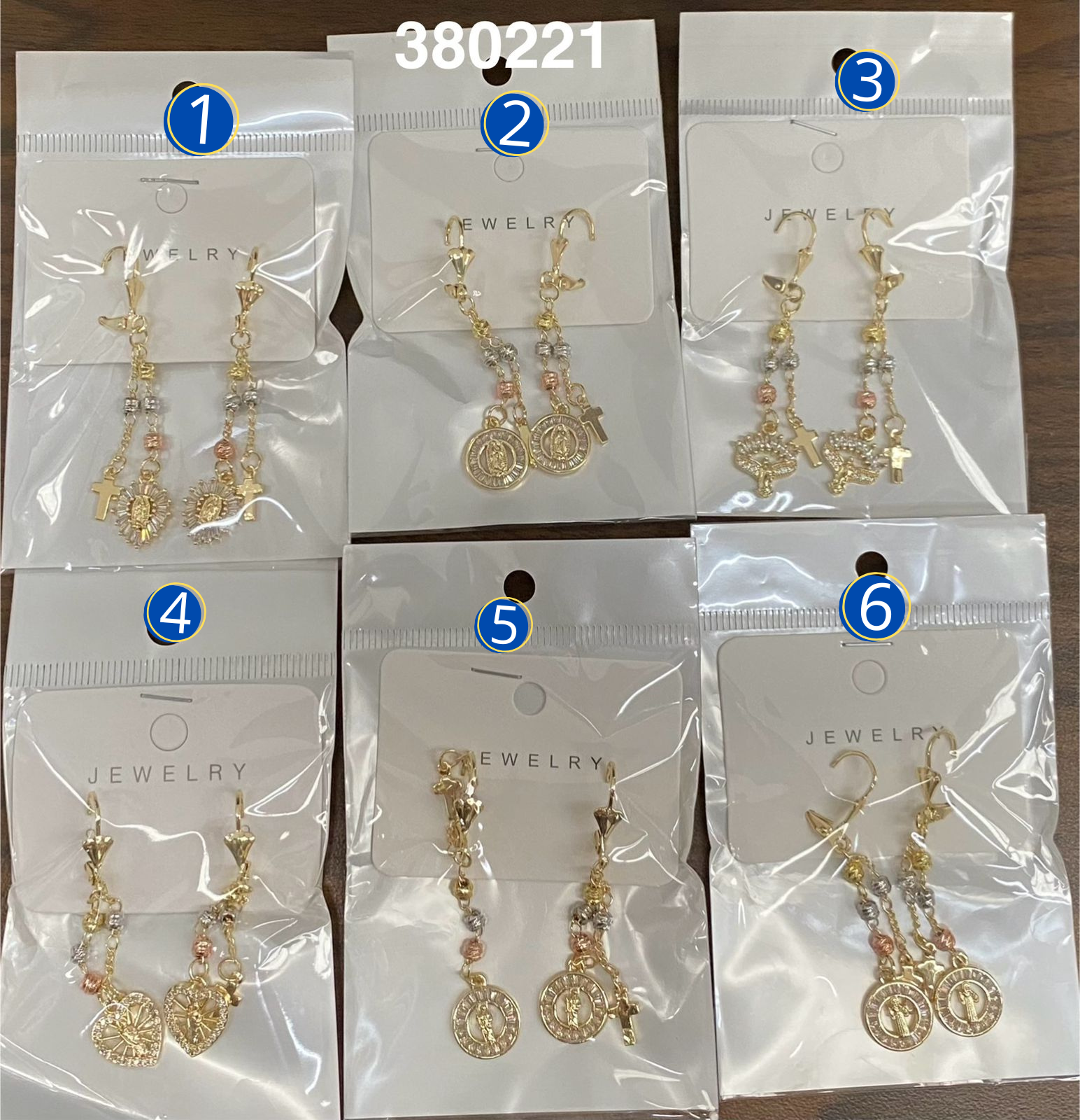 Aretes Largos Dorados M1 Oro Laminado