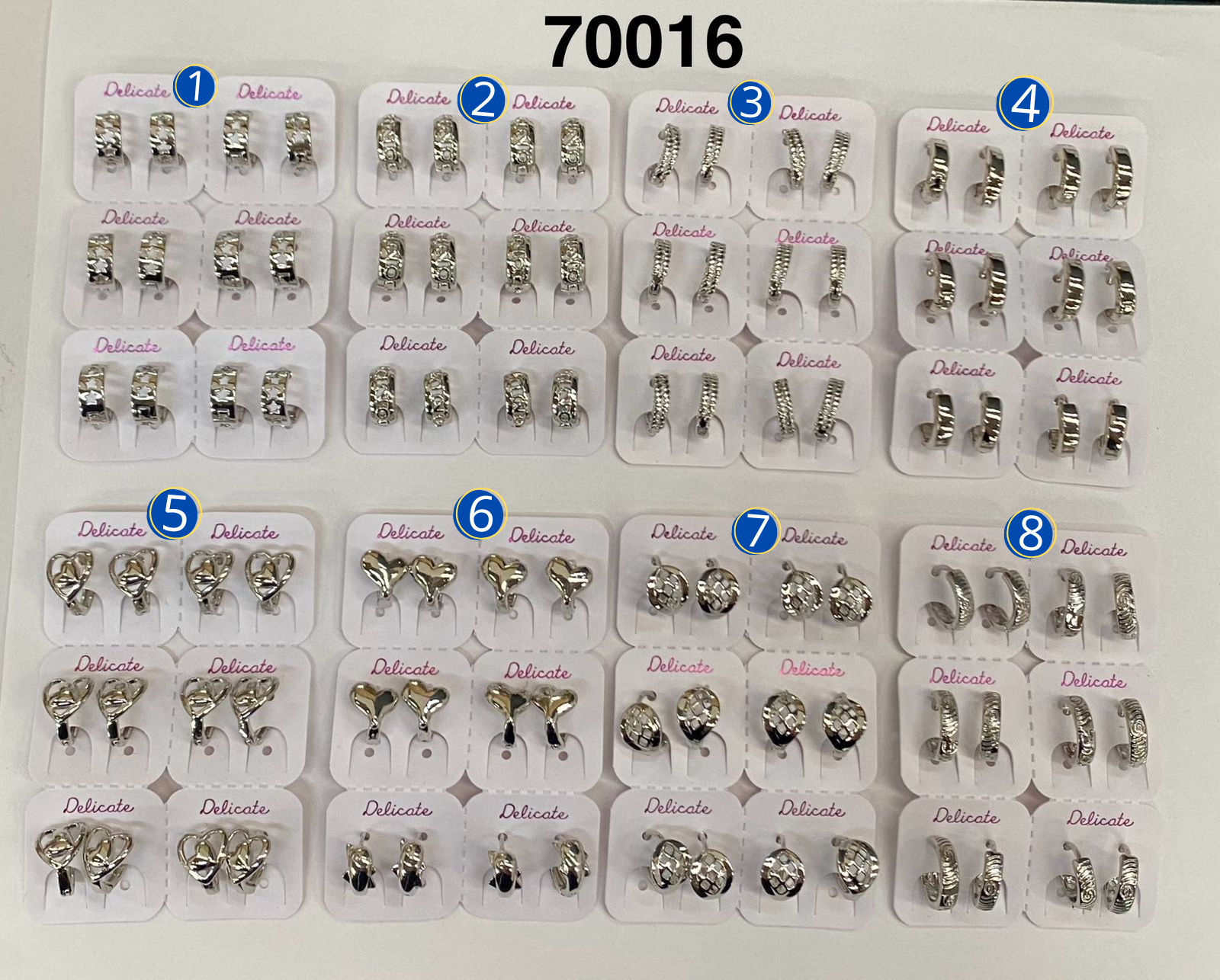 Paquete de 6 pares de Aretes Plateados M26 Oro Laminado