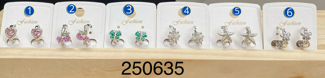 Aretes Dorados M17 Oro Laminado 03/03/26
