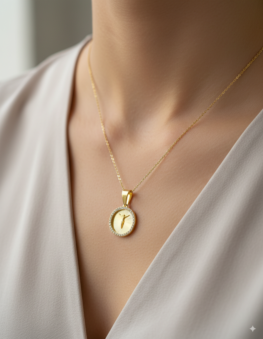 Dije de Cristo M61 - Oro Laminado