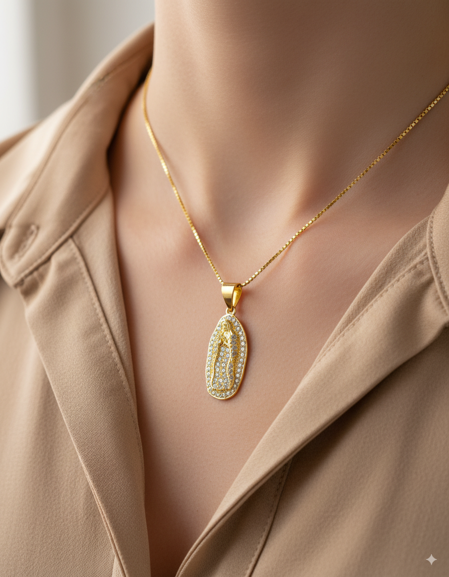 Dije de la Virgen de Guadalupe M121 - Oro Laminado