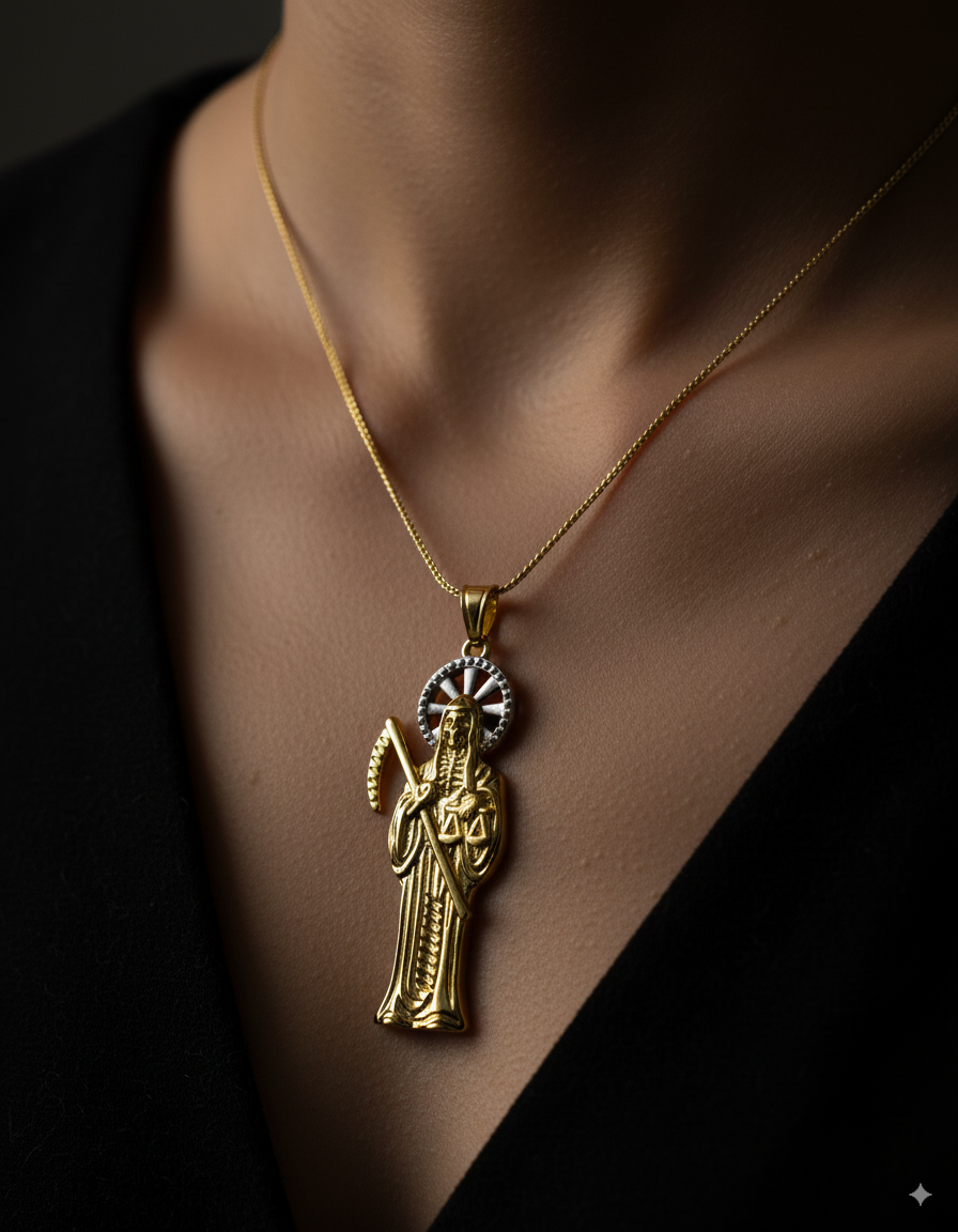 Dije de la Santa Muerte M122 - Oro Laminado
