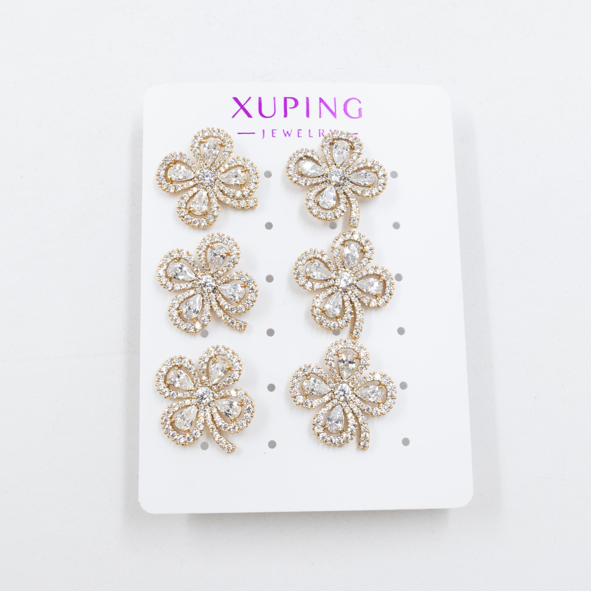Paquete de 6 pares de aretes Xuping M50 Oro Laminado