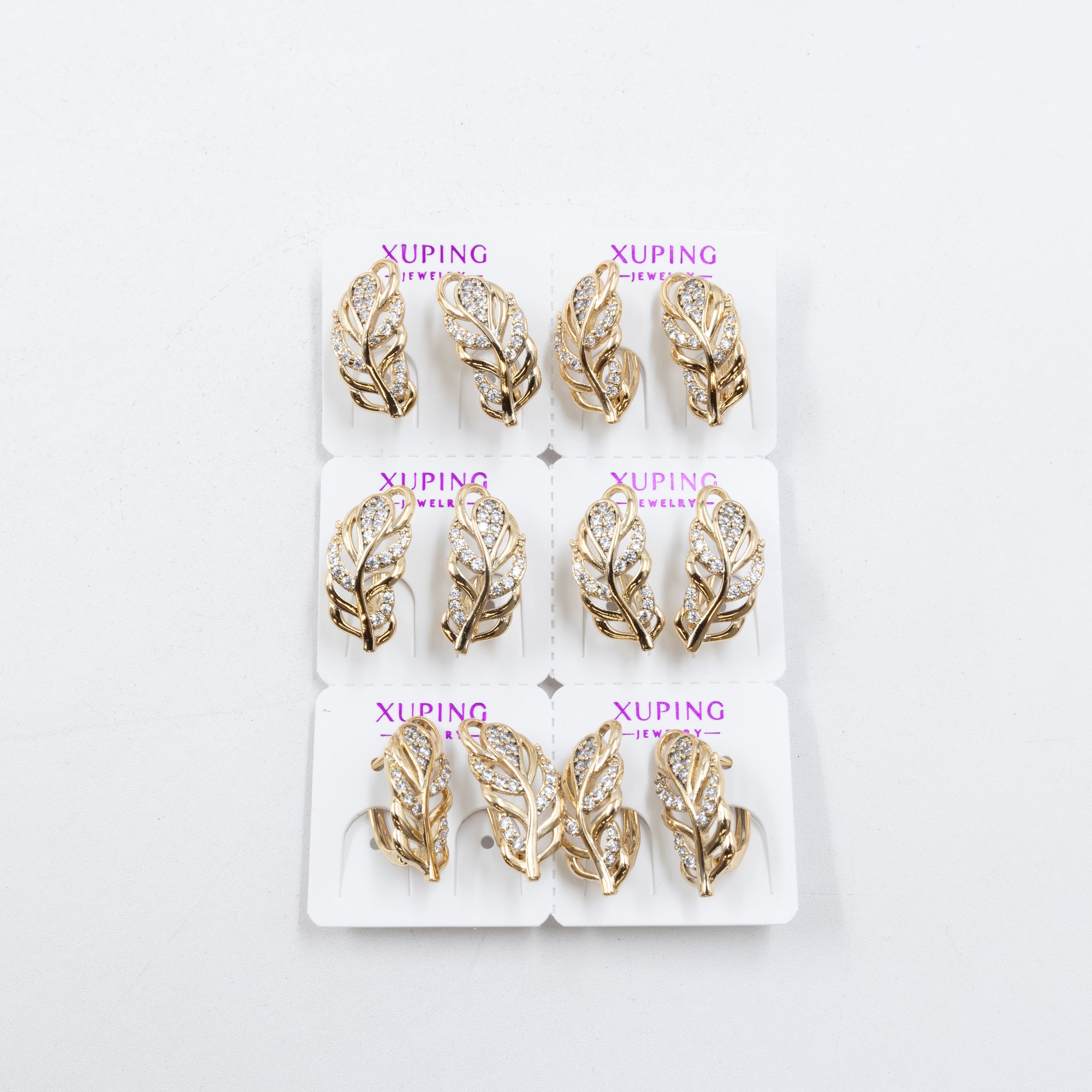 Paquete de 6 pares de aretes M72 Oro Laminado