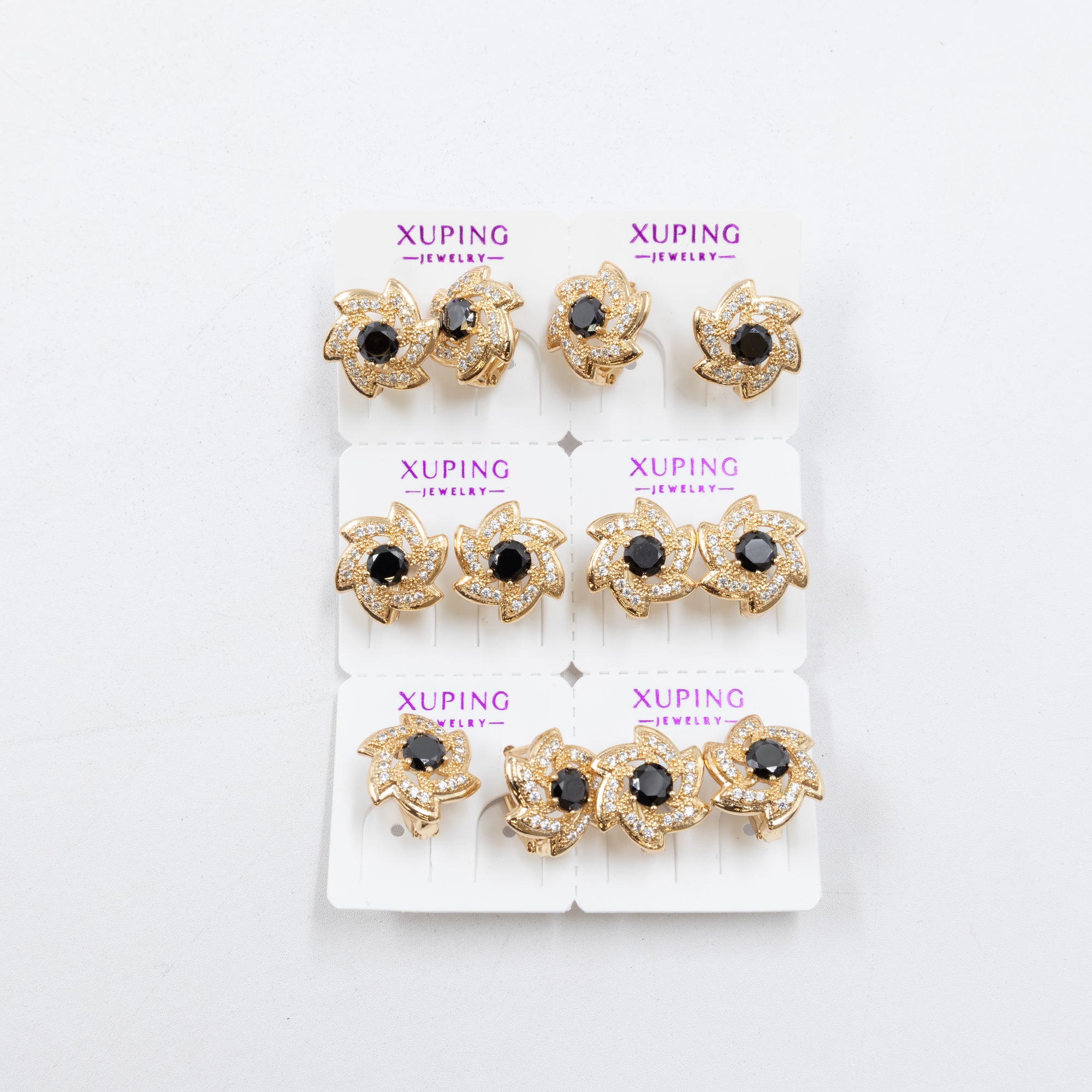 Paquete de 6 pares de aretes Xuping M82 Oro Laminado