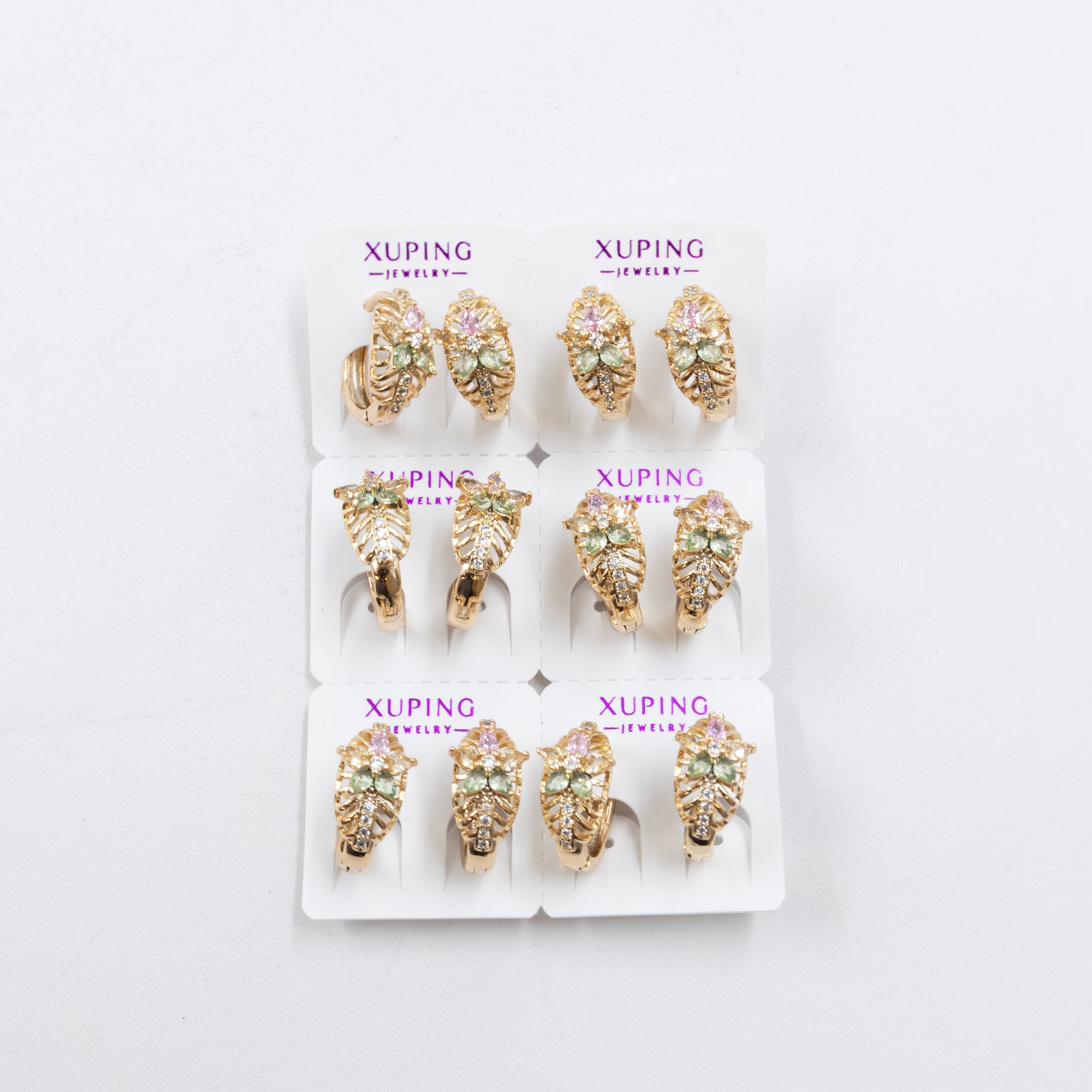 Paquete de 6 pares de aretes Xuping M59 Oro Laminado