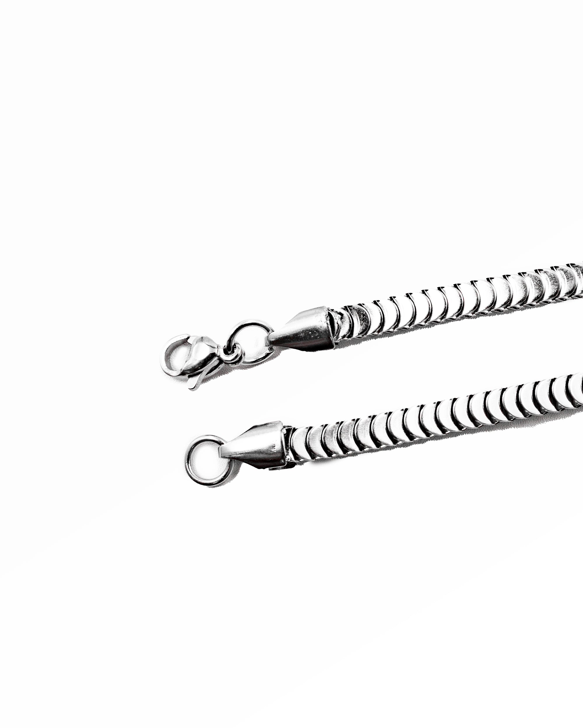 Cadenas Larga de Eslabon Plateada M18 Acero Inoxidable