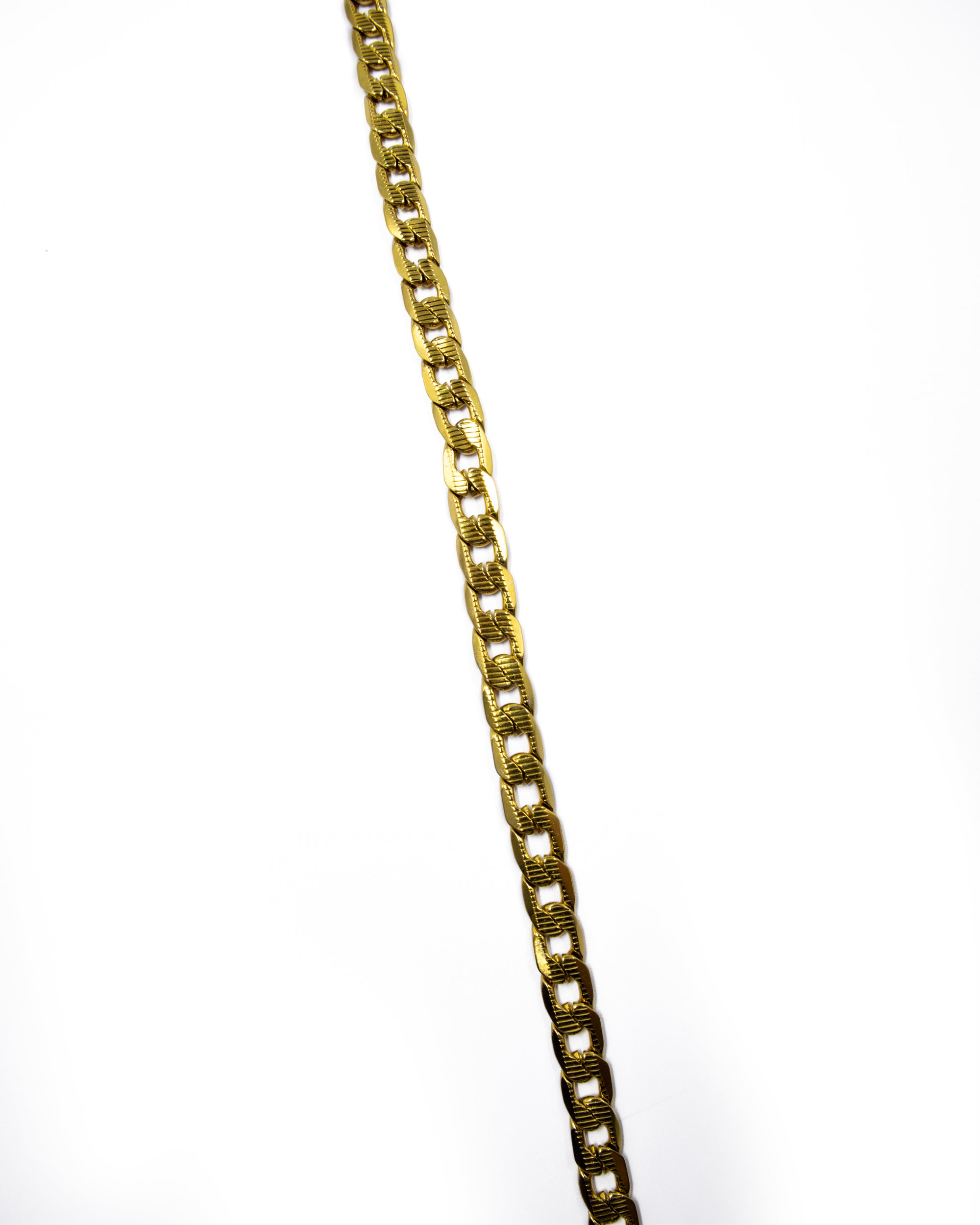 Cadena Larga de Eslabones Dorada - M16 Acero Inoxidable