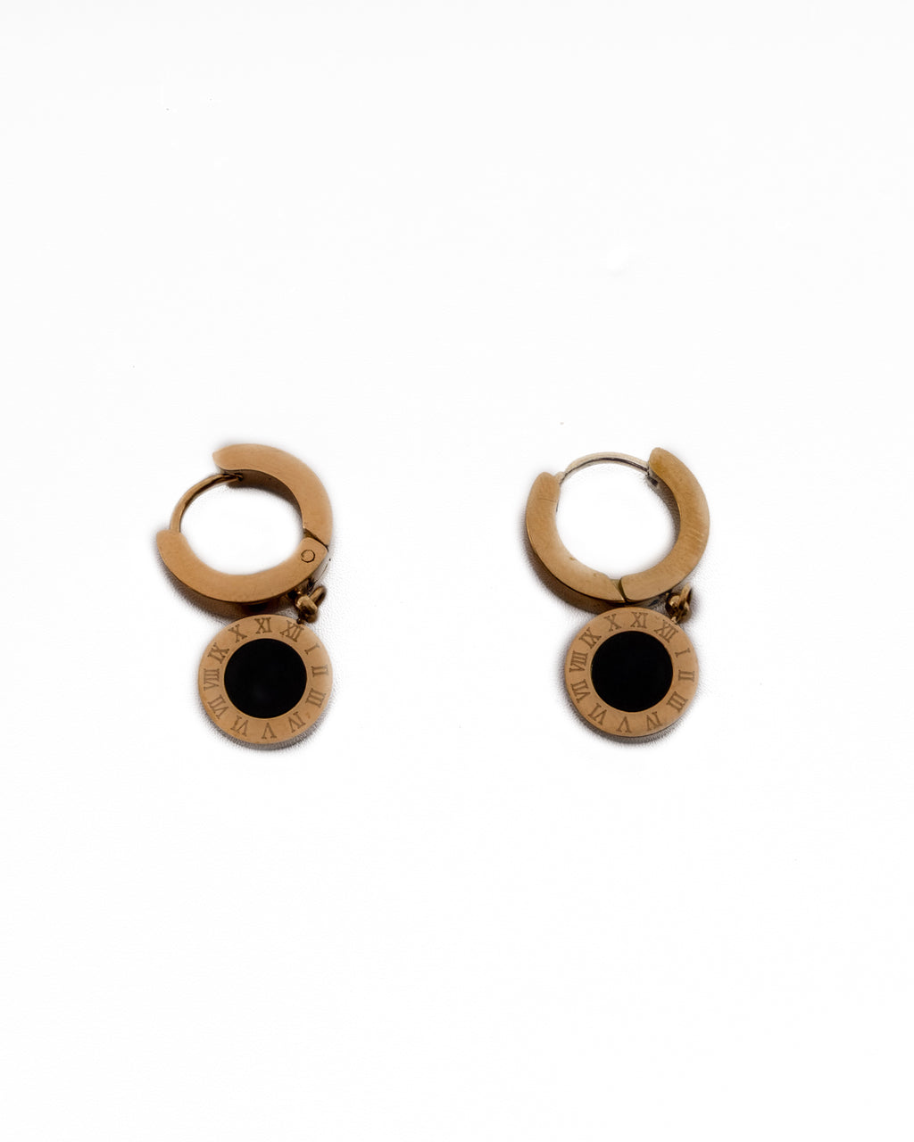 ARETES HUGGIES M3 ORO LAMINADO
