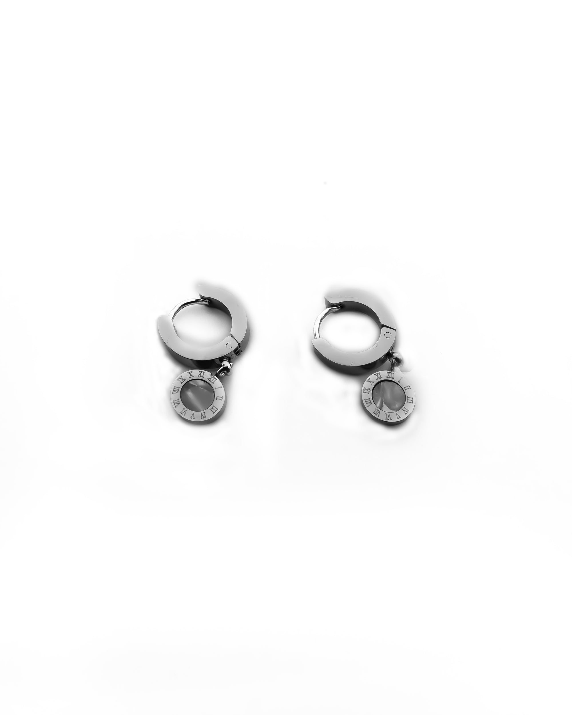 ARETES HUGGIES M4 ORO LAMINADO