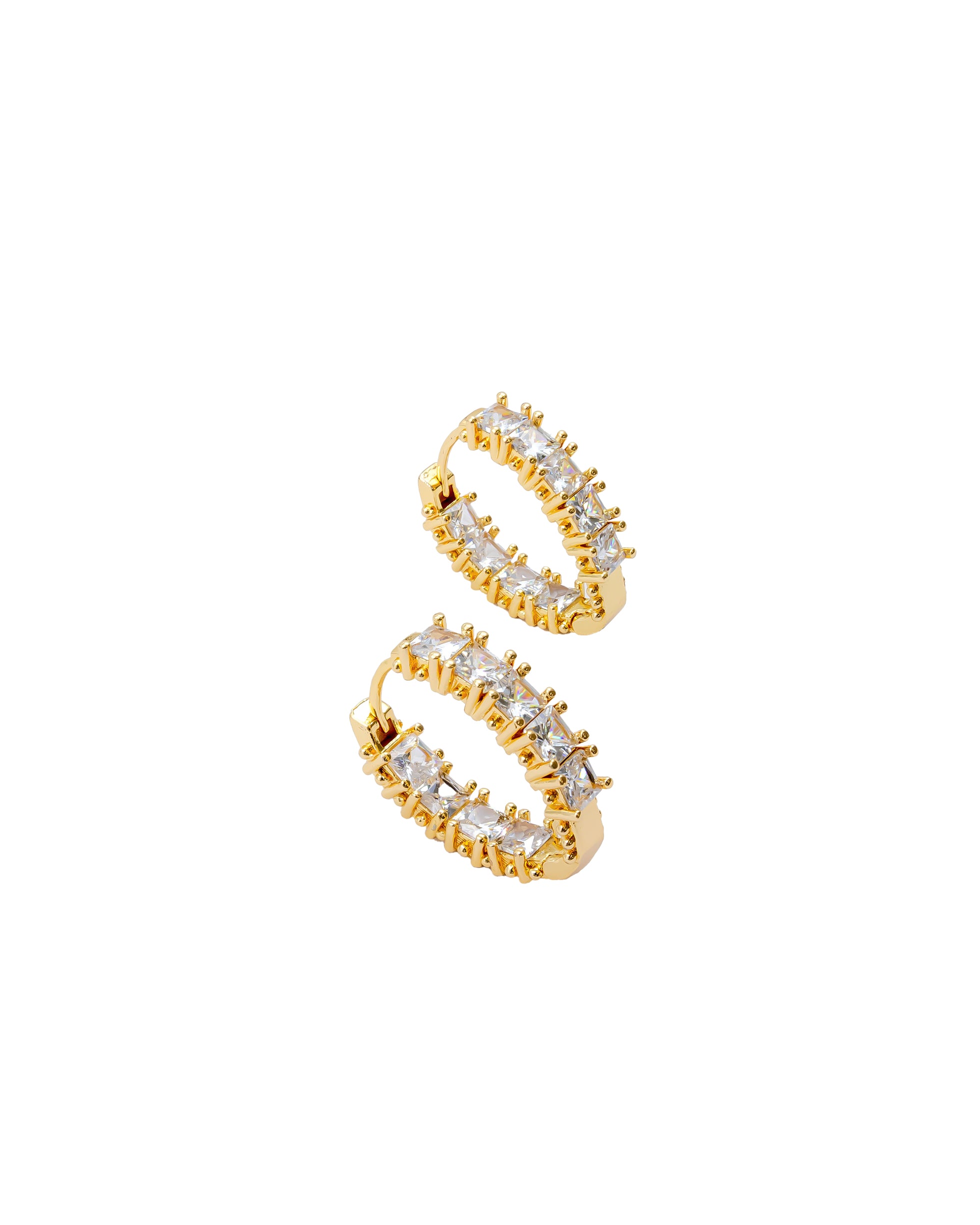 Aretes Huggies con Piedras M1 Oro Laminado