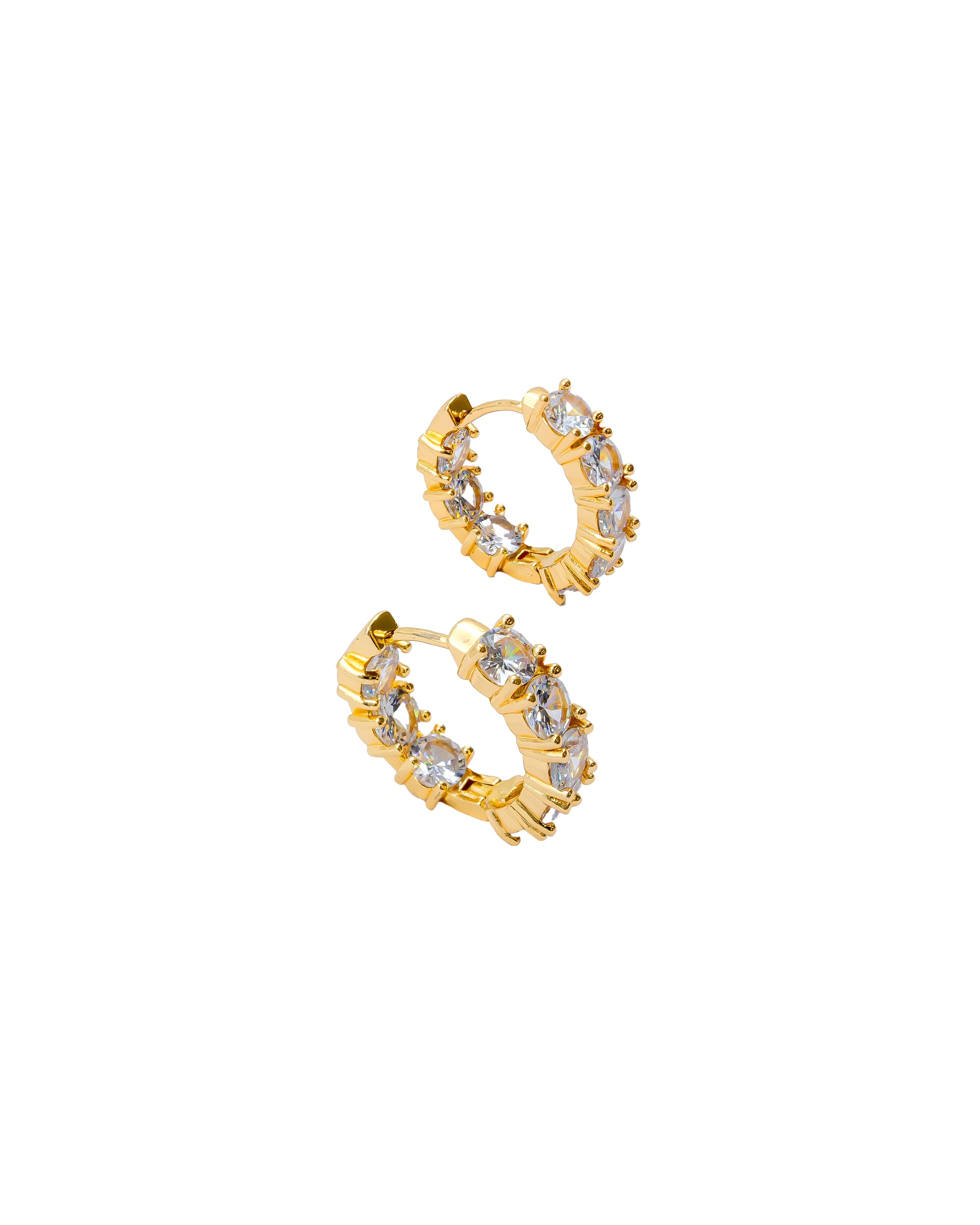 Aretes Huggies con Piedras M4 Oro Laminado