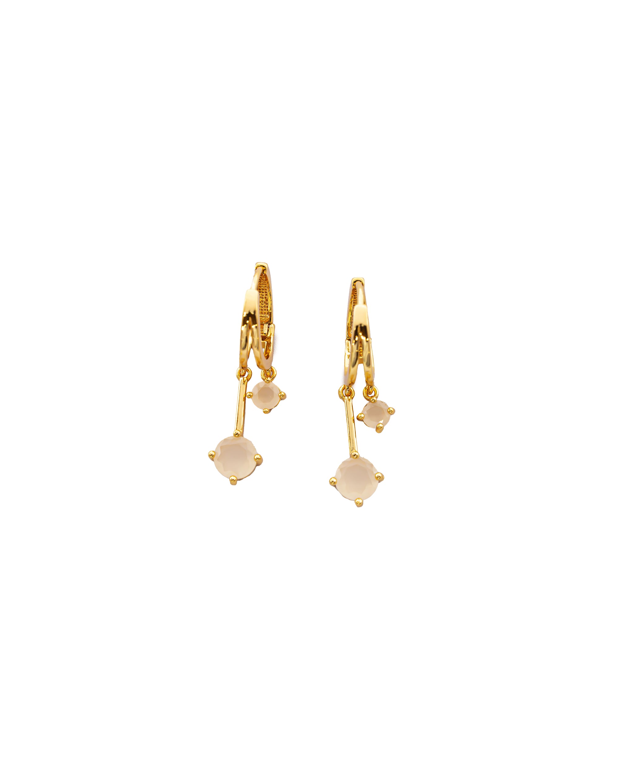 Aretes Dorados Largos con Piedra M2 Oro Laminado
