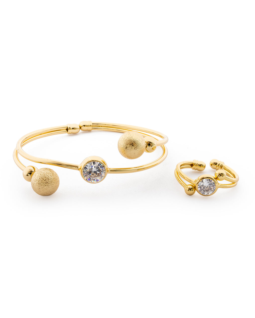 Conjunto Dorado De Brazalete y Anillo M5 Oro Laminado