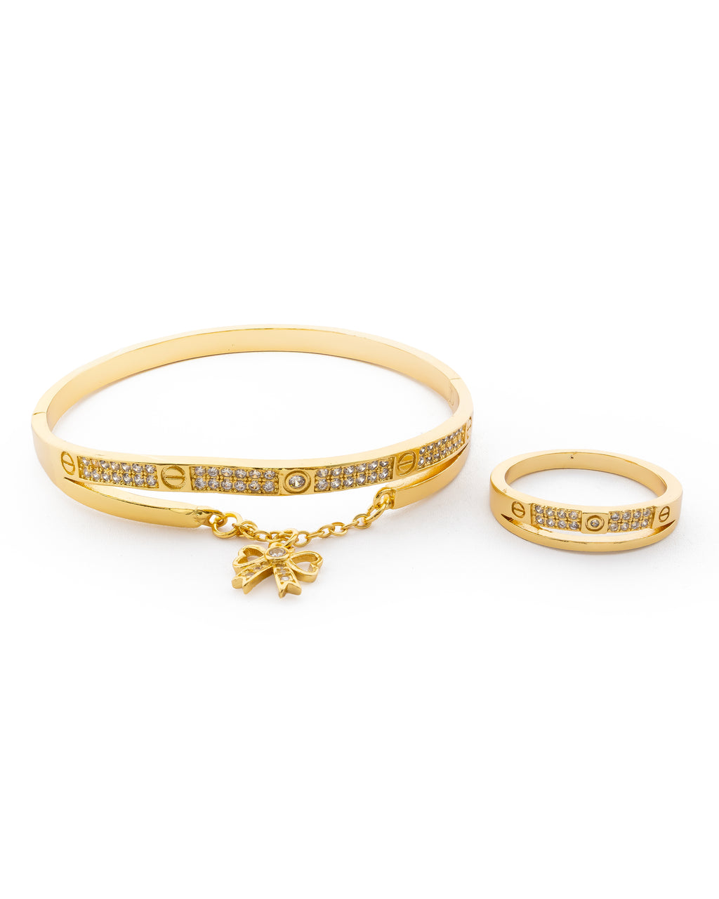 Conjunto Dorado De Brazalete y Anillo M15 Oro Laminado