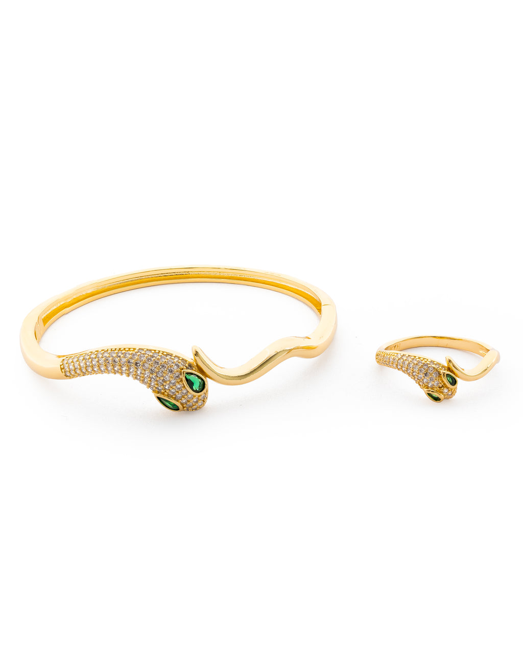 Conjunto Dorado De Brazalete y Anillo M17 Oro Laminado