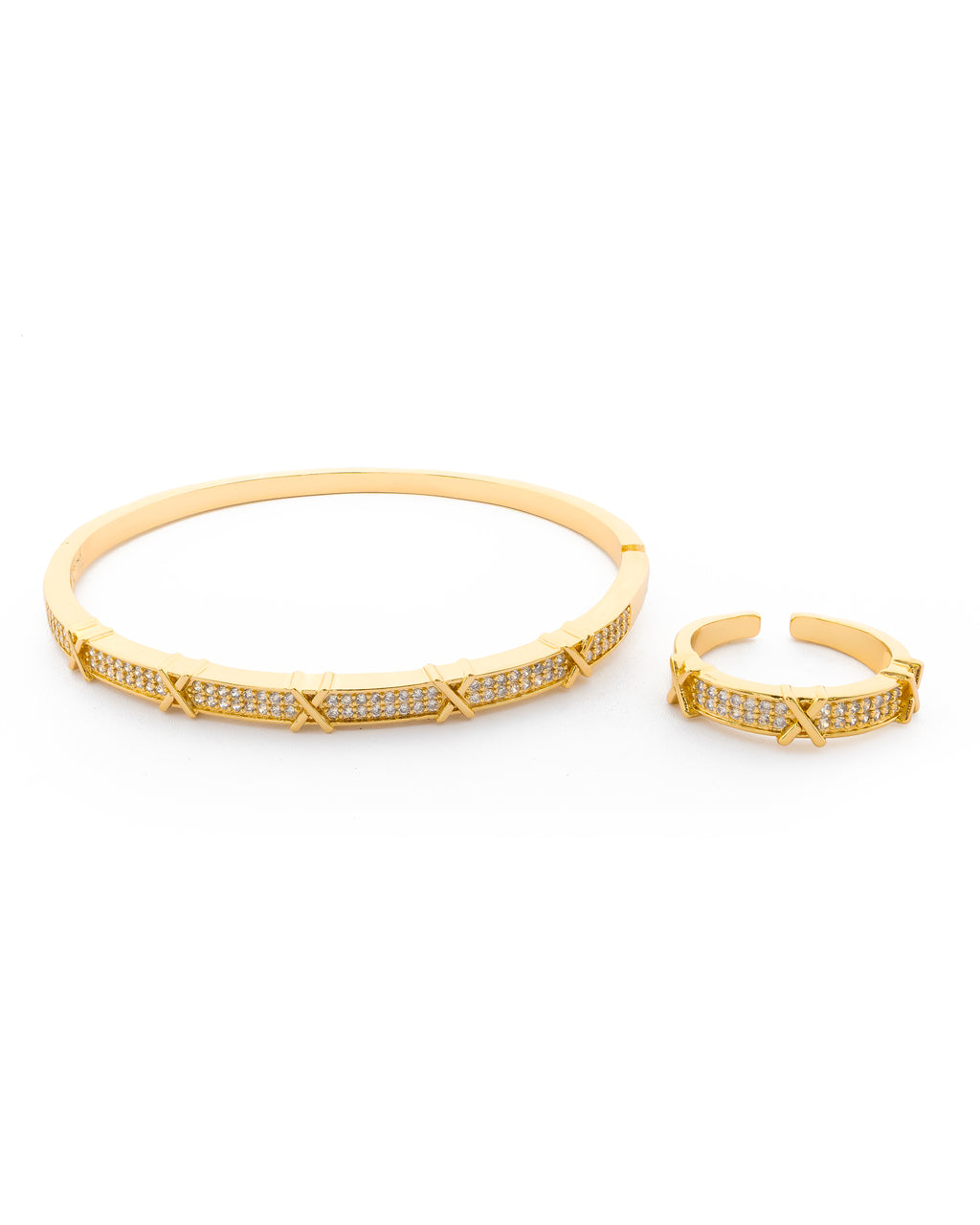 Conjunto Dorado De Brazalete y Anillo M21 Oro Laminado