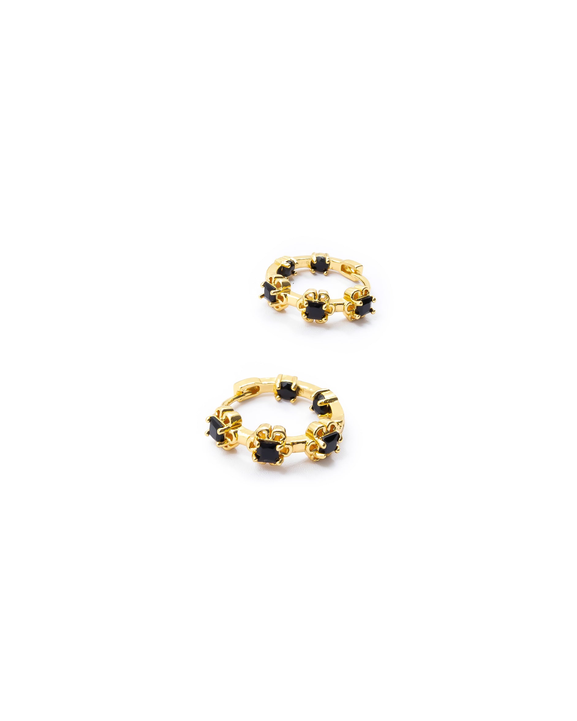Aretes Huggies Dorados M4 ORO LAMINADO