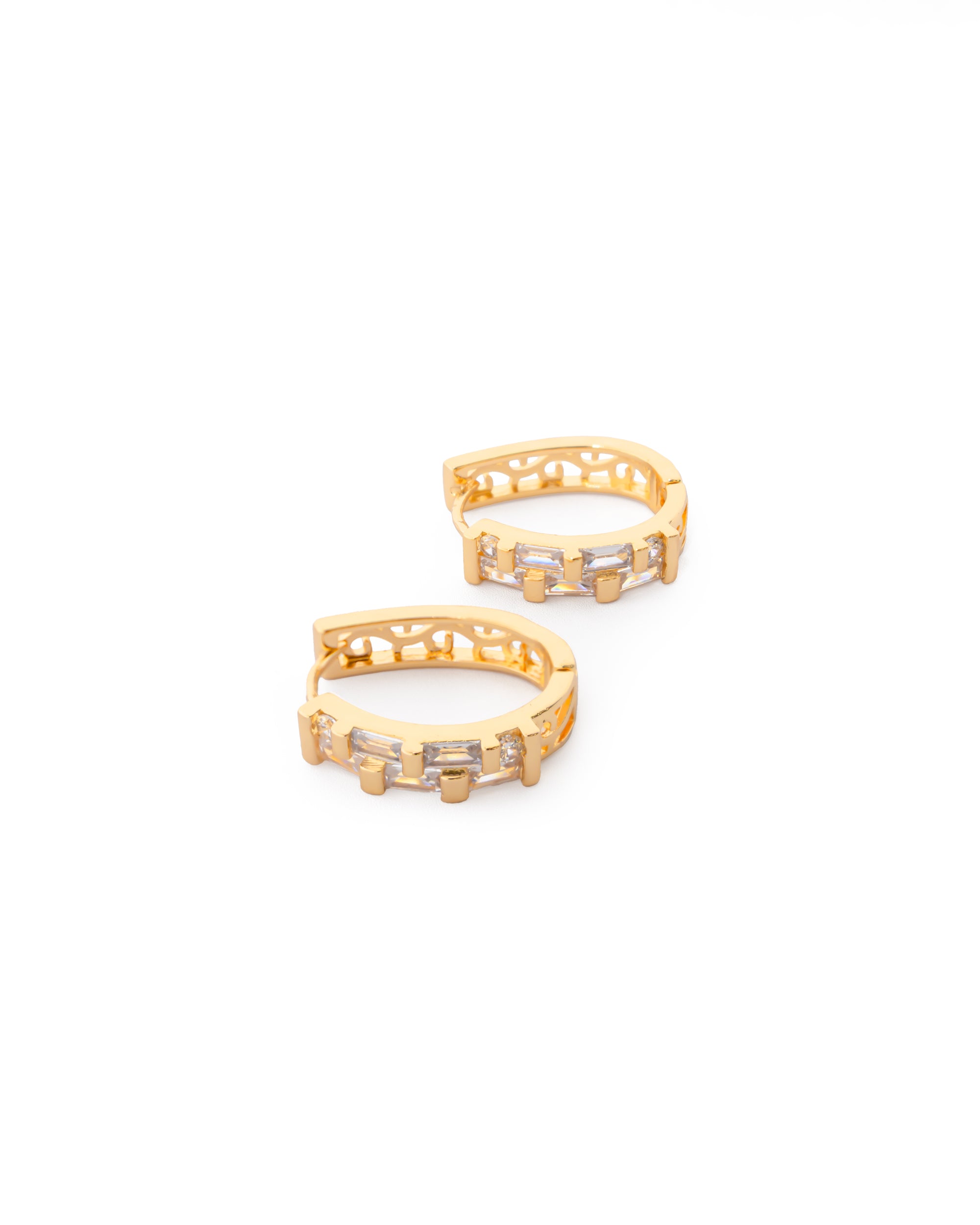 ARETES PAQUETE DE 12 ORO LAMINADO M6
