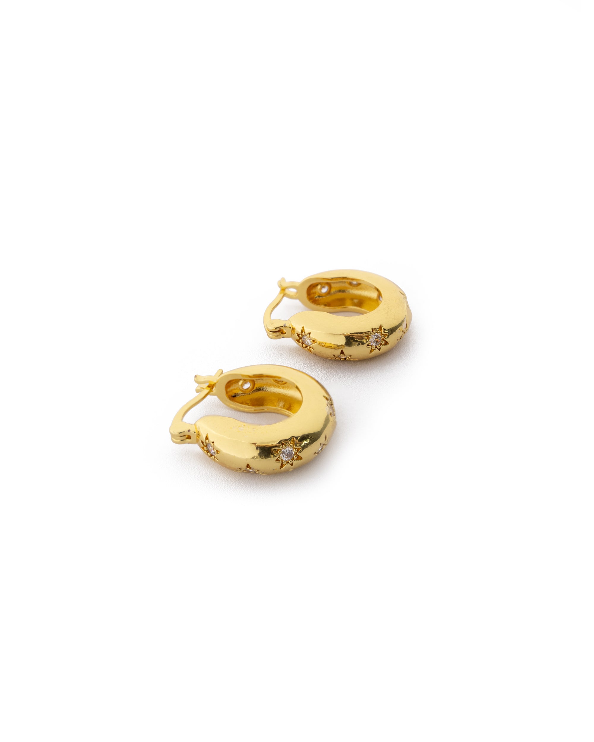 Aretes Dorados con piedras M1 Oro Laminado