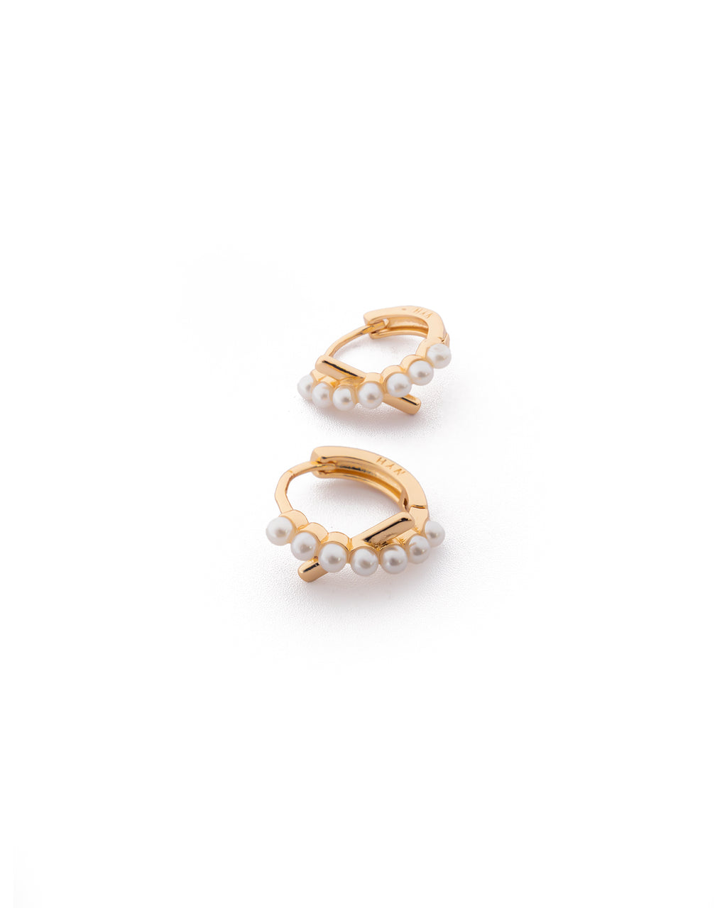 Aretes con piedras M1 Oro laminado