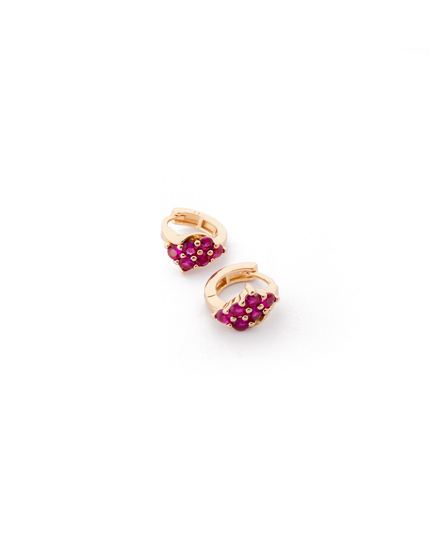 Aretes con piedras M4 Oro laminado